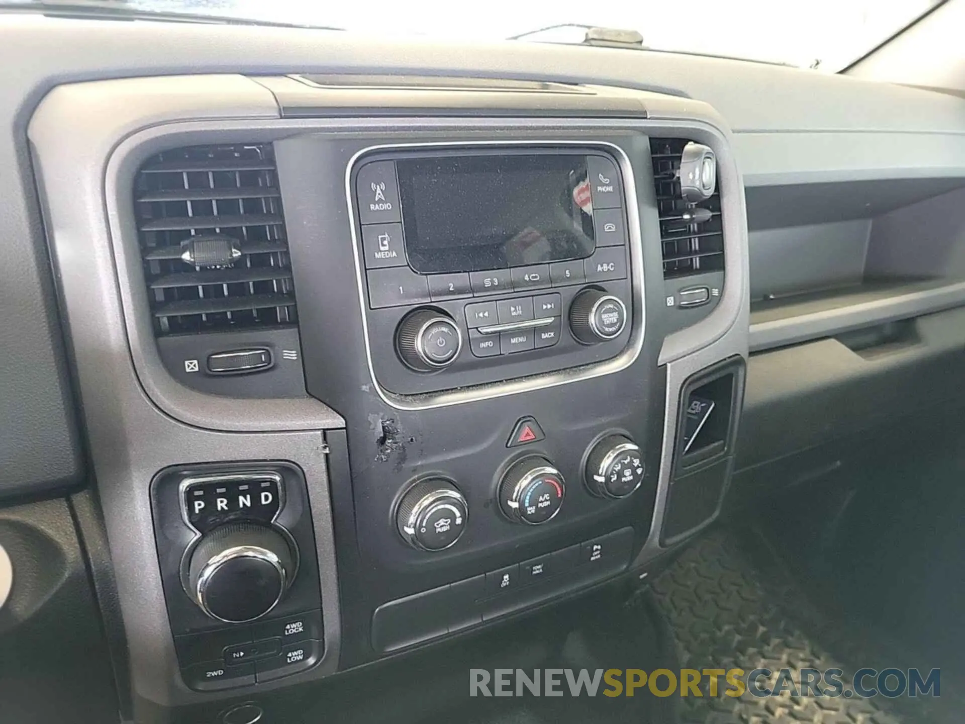 12 Photograph of a damaged car 1C6RR7KTXLS129022 RAM 1500 CLASSIC 2020