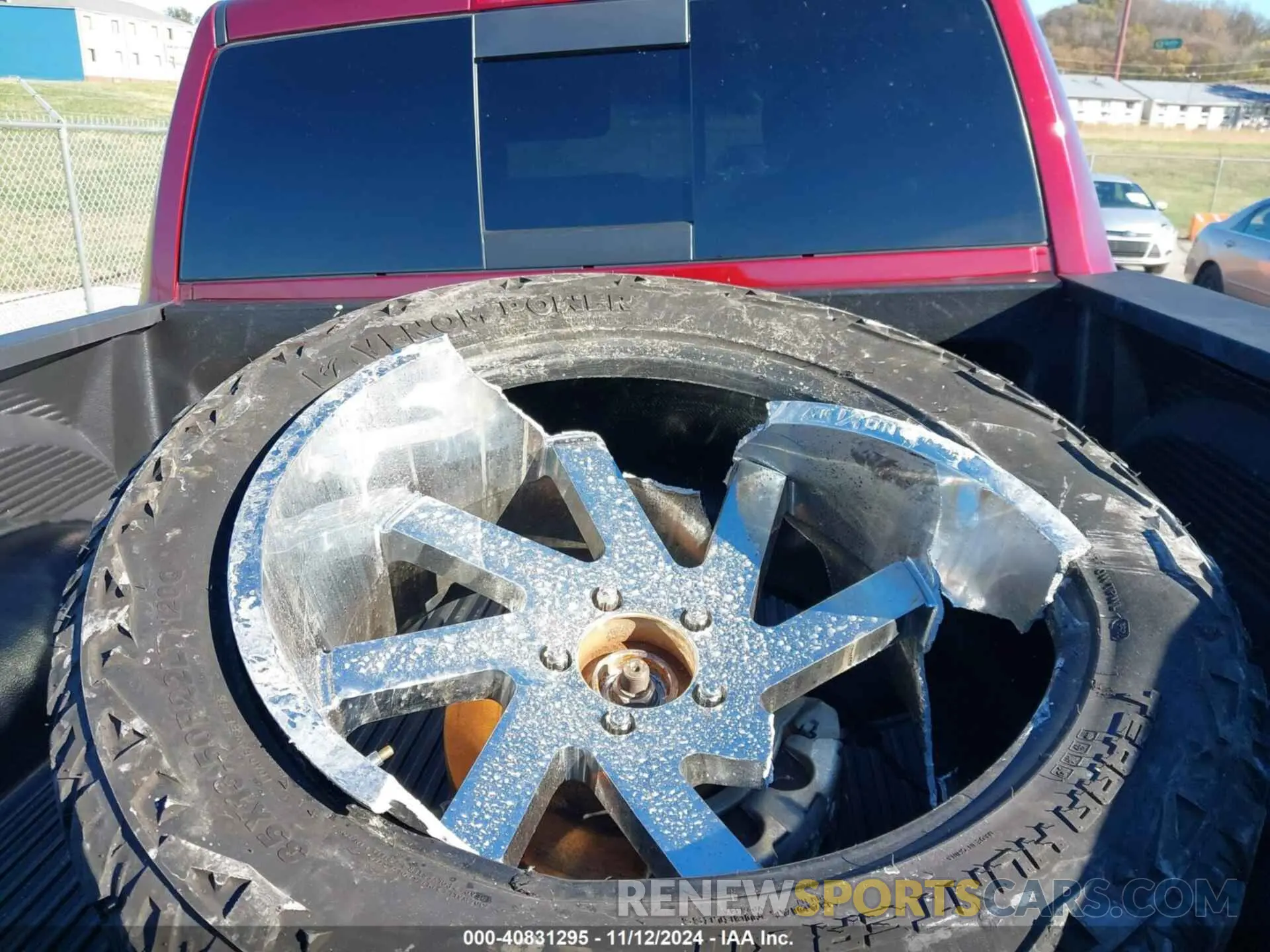 13 Photograph of a damaged car 1C6RR7LTXLS145610 RAM 1500 CLASSIC 2020