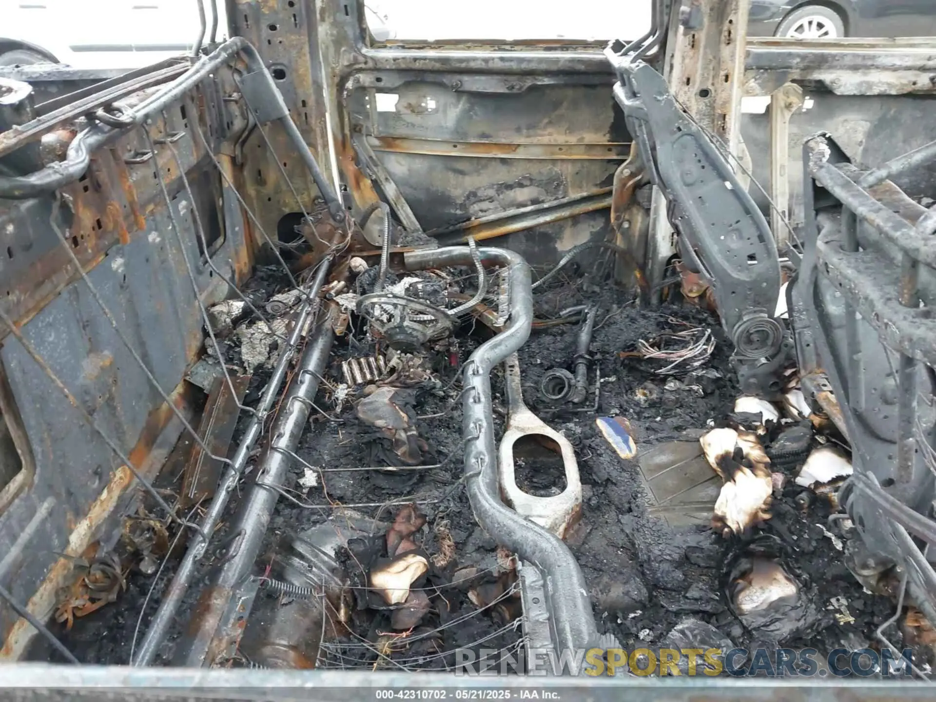 8 Photograph of a damaged car 1C6RR7TT8LS121936 RAM 1500 CLASSIC 2020