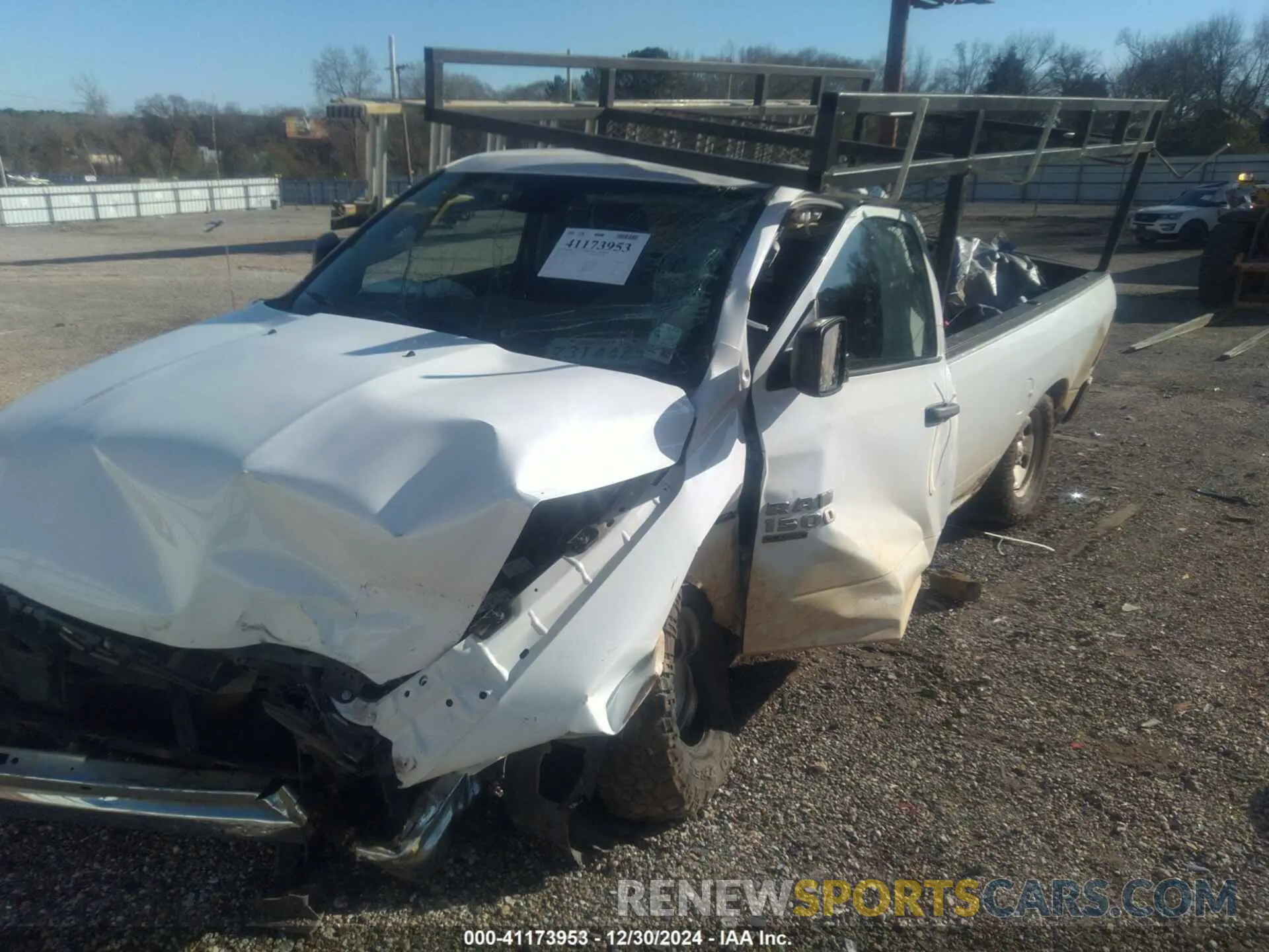 19 Photograph of a damaged car 3C6JR6DT8LG143996 RAM 1500 CLASSIC 2020