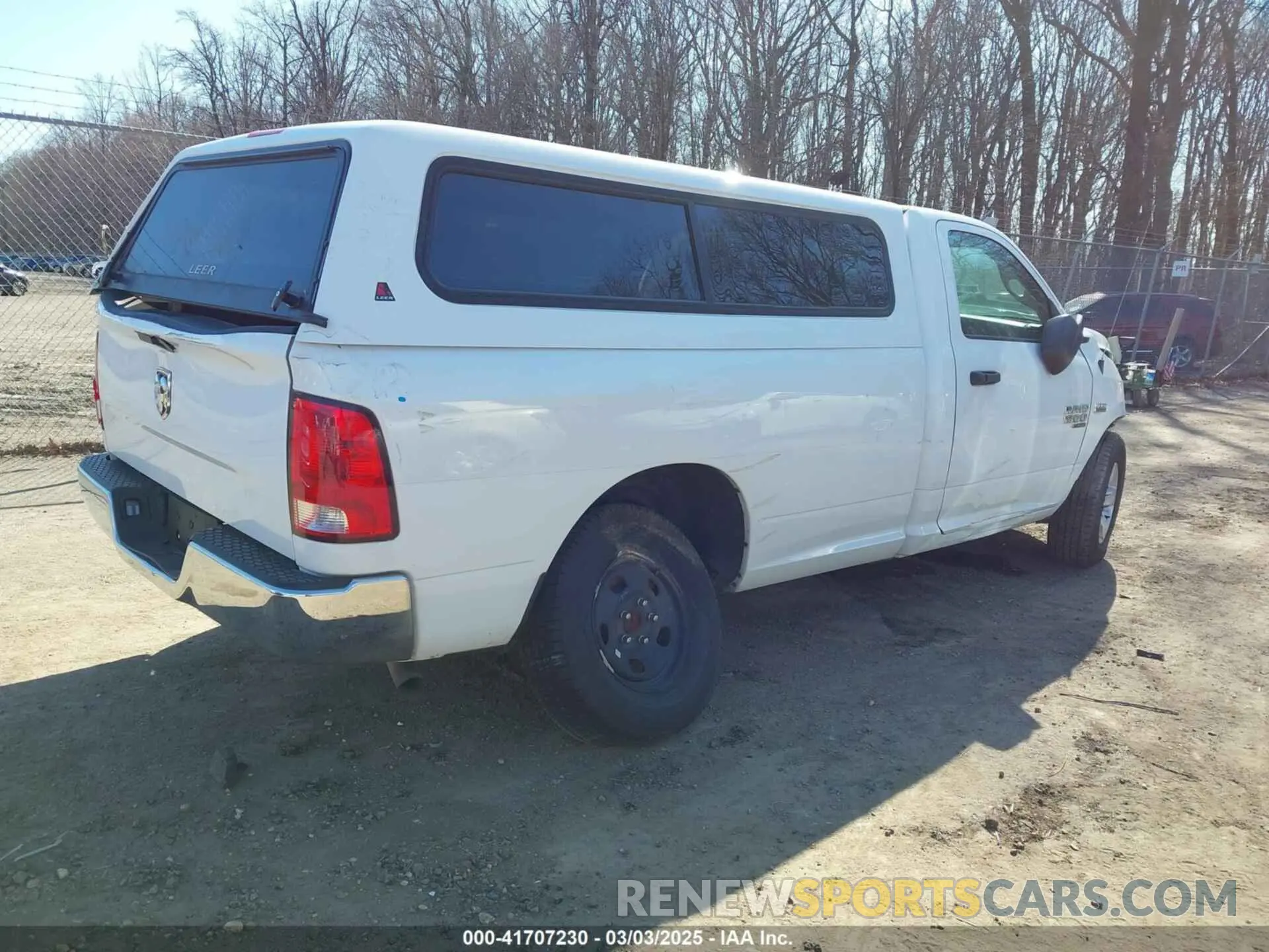 4 Photograph of a damaged car 3C6JR6DT8LG272093 RAM 1500 CLASSIC 2020