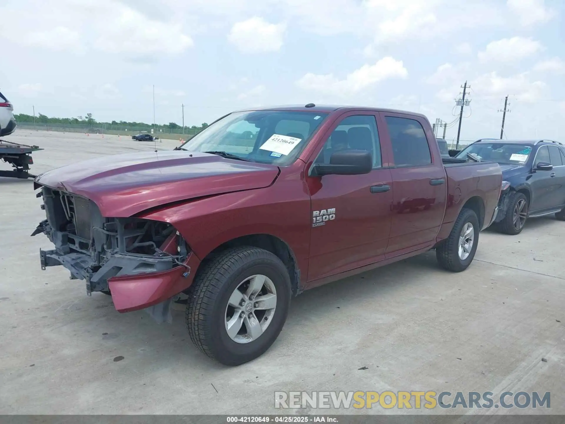 2 Photograph of a damaged car 3C6RR6KG0LG175401 RAM 1500 CLASSIC 2020