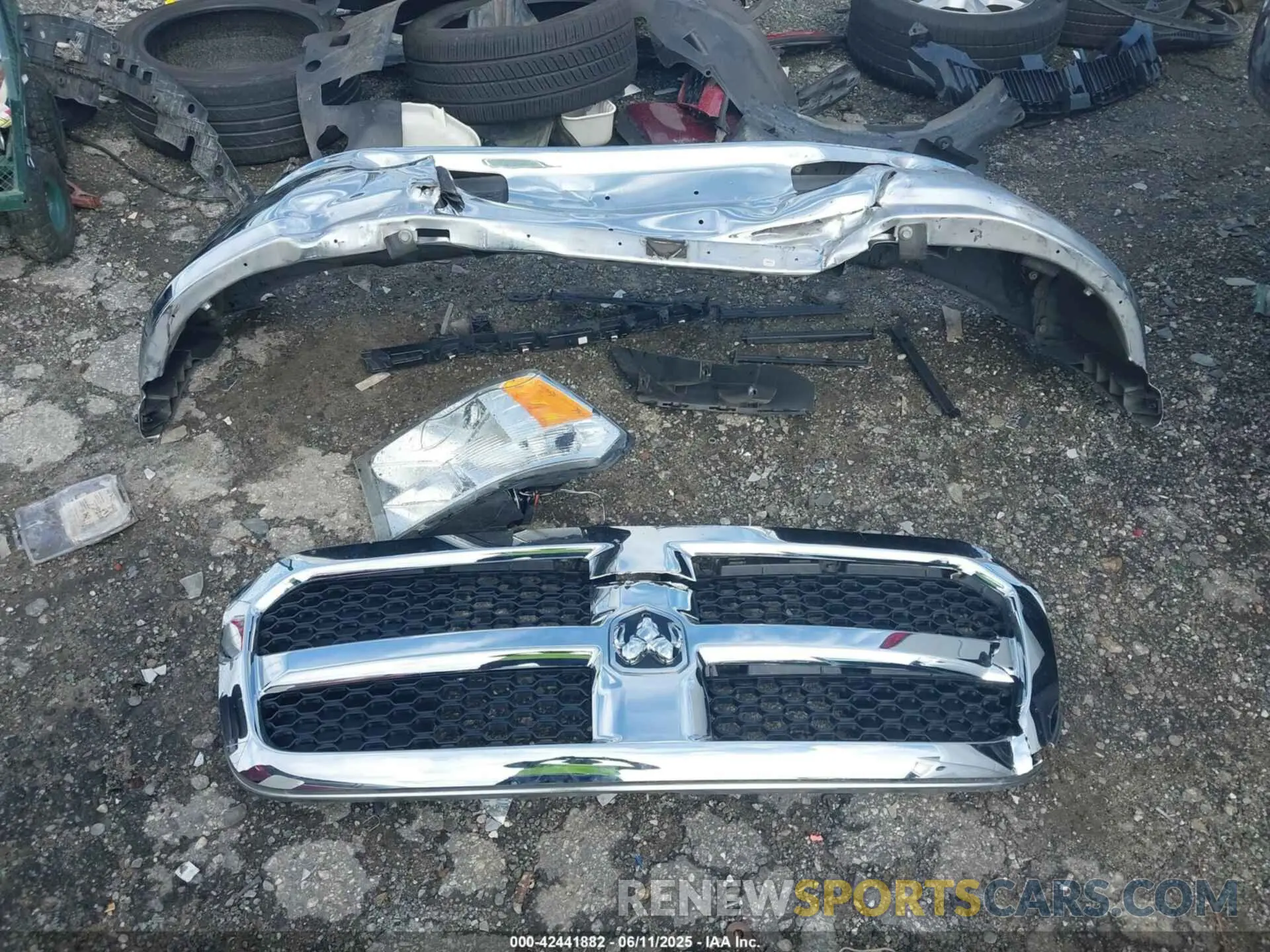 12 Photograph of a damaged car 3C6RR6KG4LG128081 RAM 1500 CLASSIC 2020