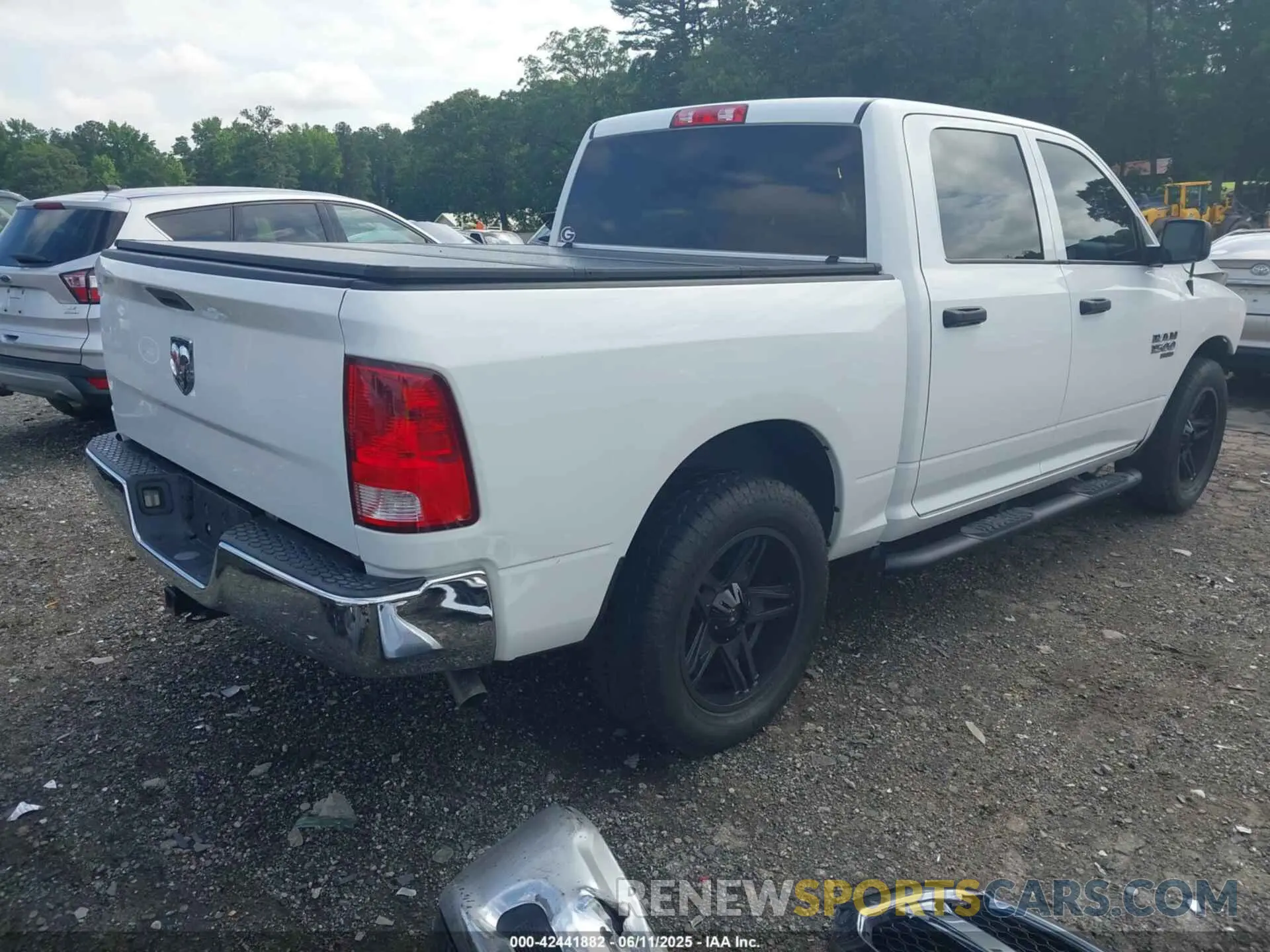 4 Photograph of a damaged car 3C6RR6KG4LG128081 RAM 1500 CLASSIC 2020