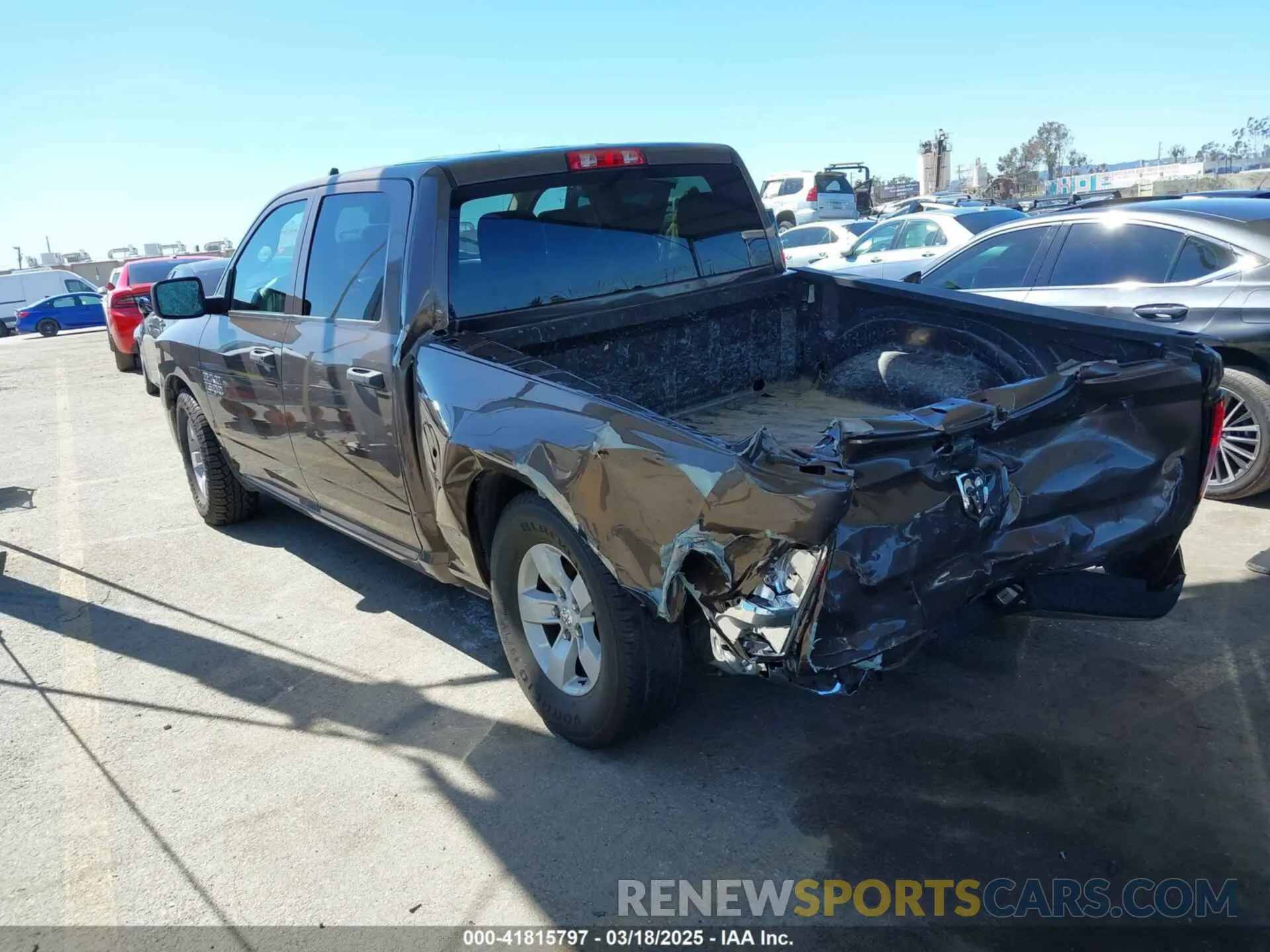 3 Photograph of a damaged car 3C6RR6KG5LG194767 RAM 1500 CLASSIC 2020