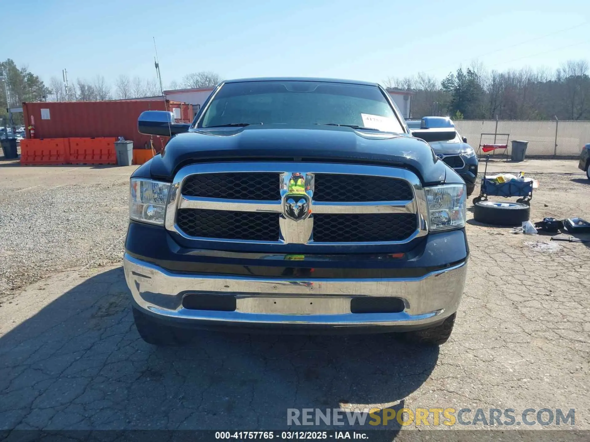 13 Photograph of a damaged car 3C6RR6KT2LG224661 RAM 1500 CLASSIC 2020