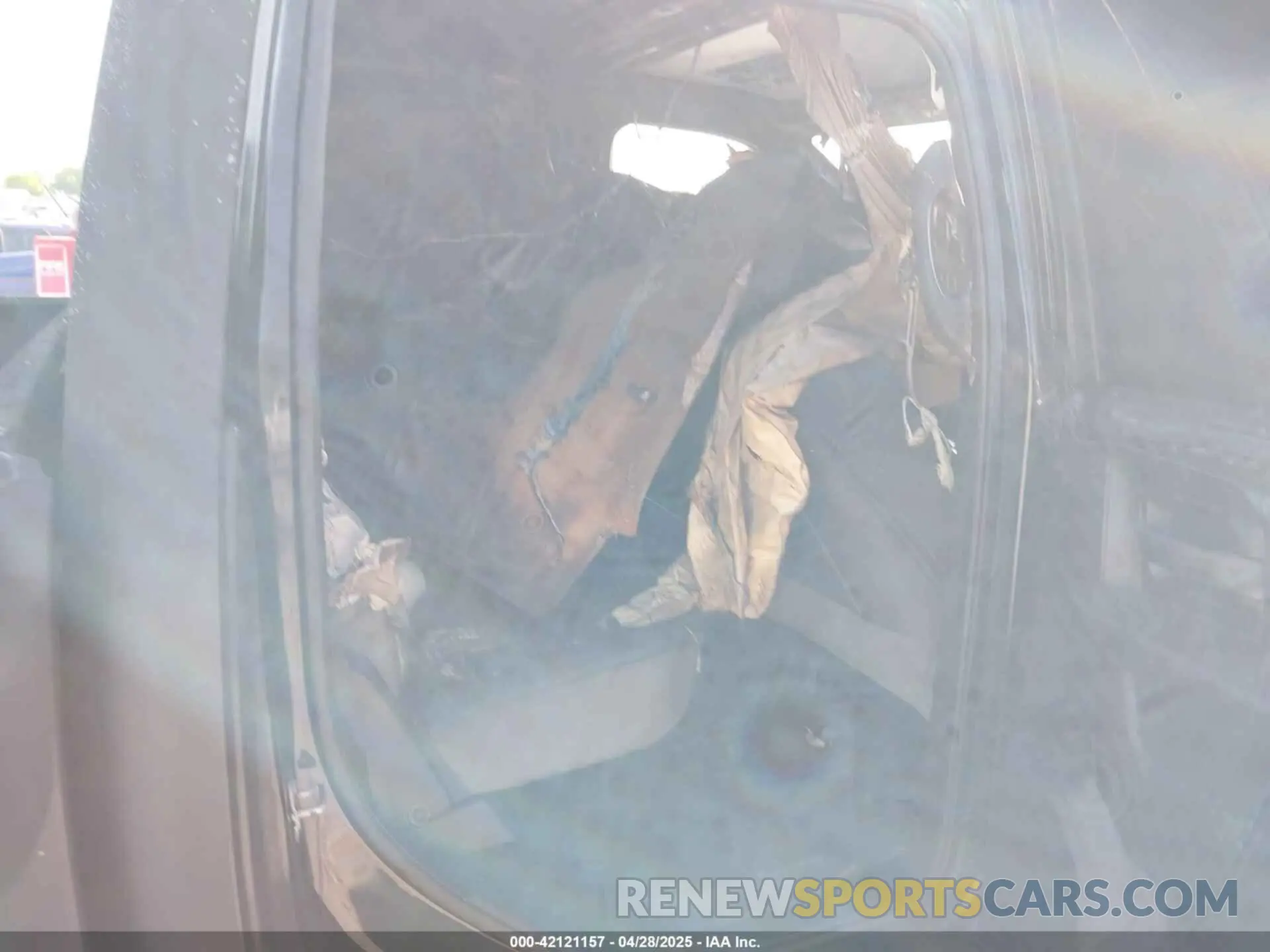 8 Photograph of a damaged car 3C6RR7KT0LG131143 RAM 1500 CLASSIC 2020