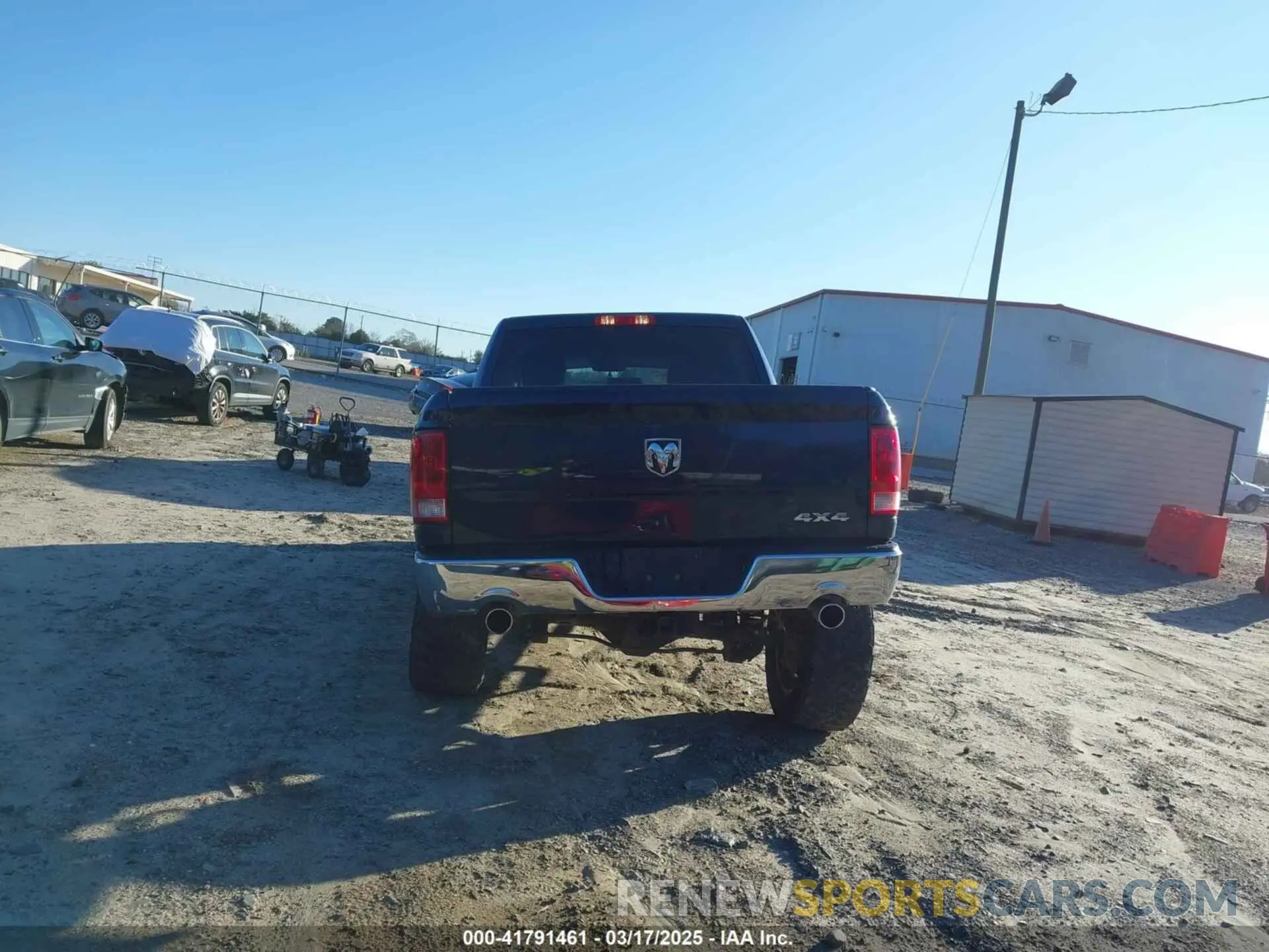 16 Photograph of a damaged car 3C6RR7KT9LG290727 RAM 1500 CLASSIC 2020