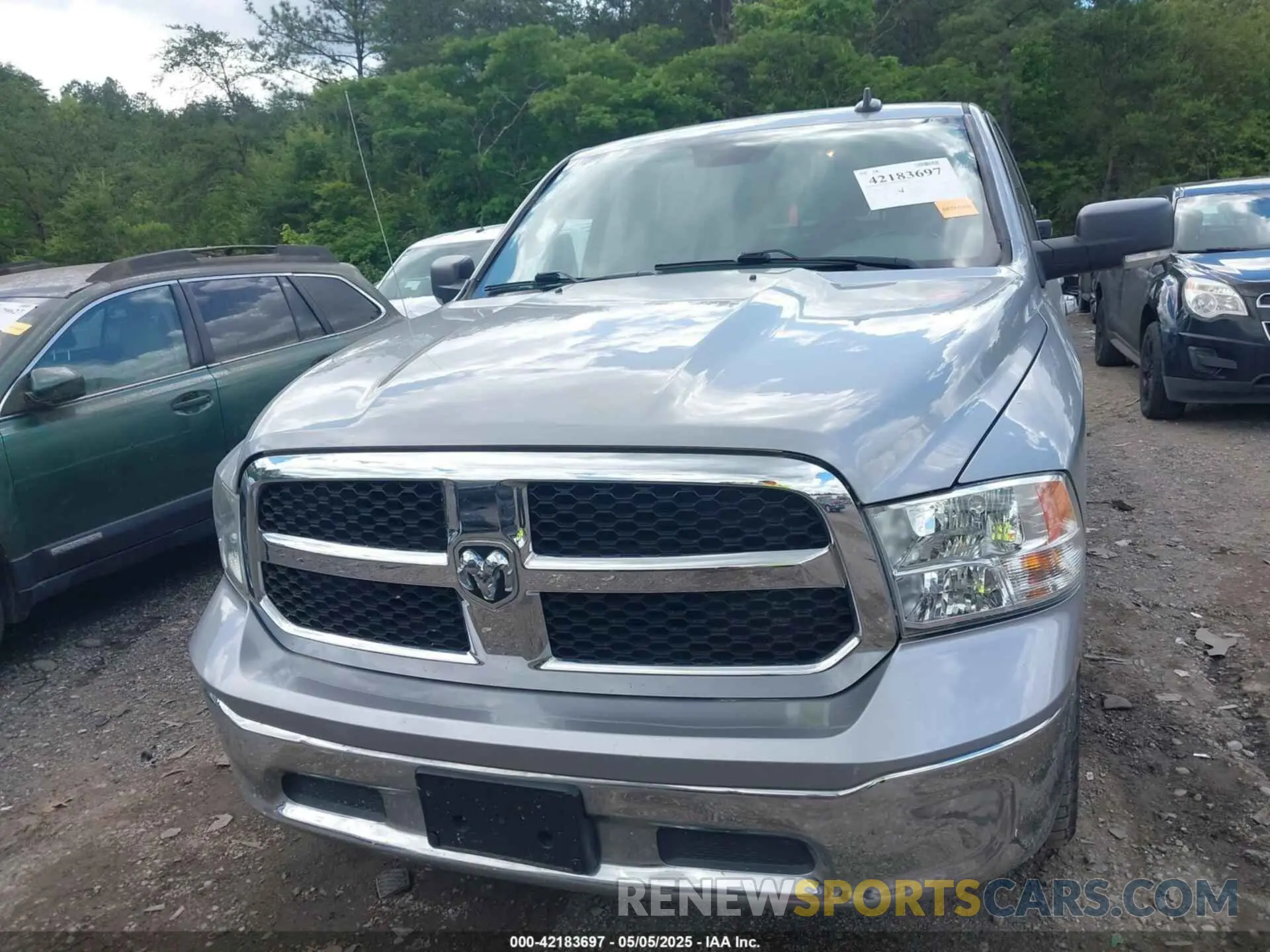 12 Photograph of a damaged car 3C6RR7LT3LG156889 RAM 1500 CLASSIC 2020