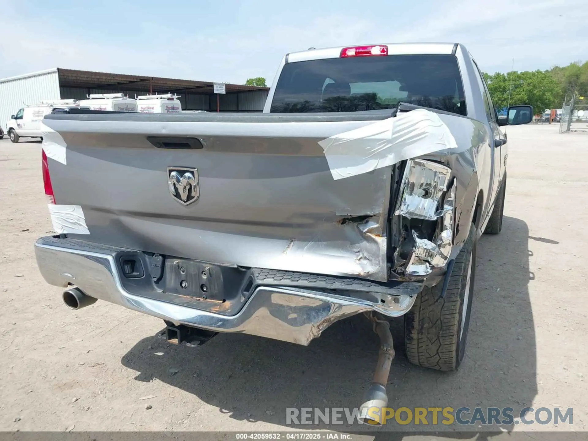 6 Photograph of a damaged car 1C6RR6FT0MS515437 RAM 1500 CLASSIC 2021