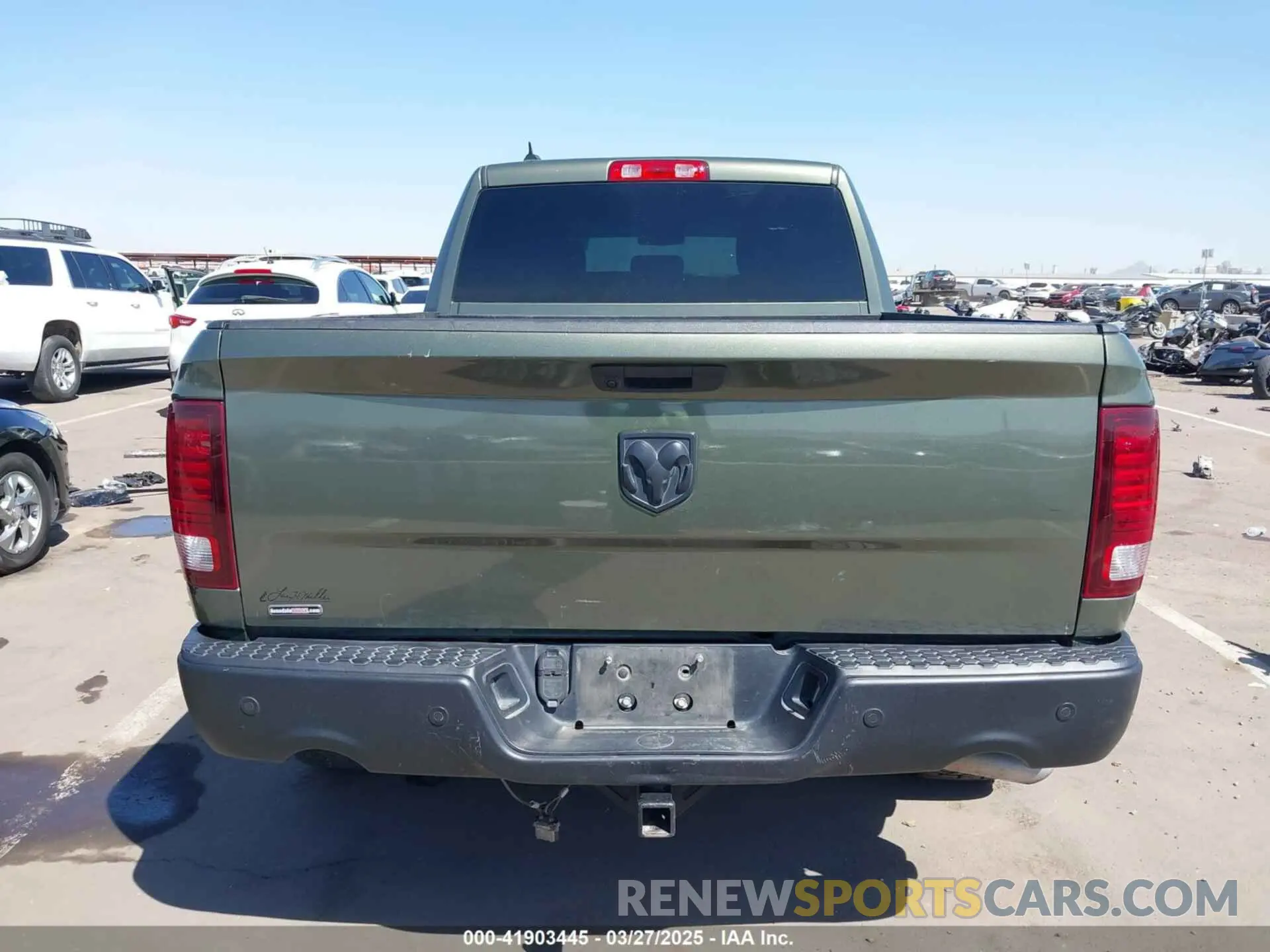 16 Photograph of a damaged car 1C6RR6GG5MS586277 RAM 1500 CLASSIC 2021