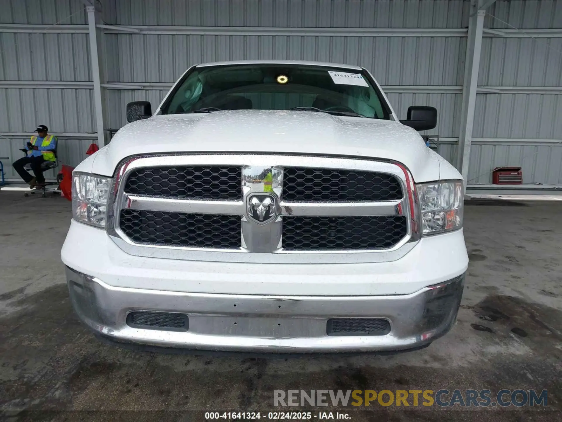 12 Photograph of a damaged car 1C6RR6LG0MS533587 RAM 1500 CLASSIC 2021