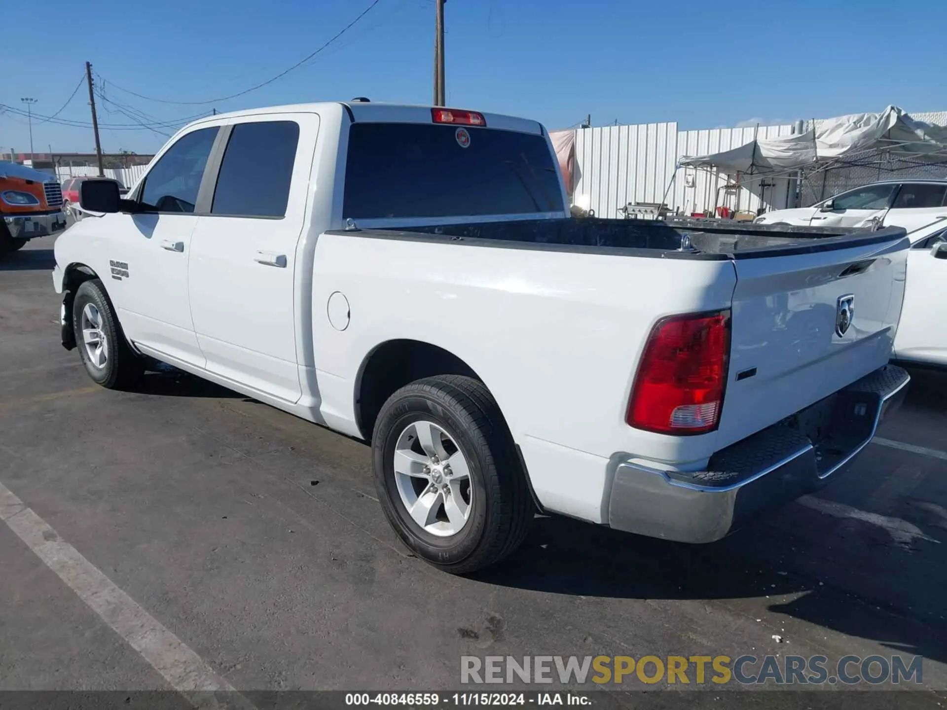 3 Photograph of a damaged car 1C6RR6LG3MS530375 RAM 1500 CLASSIC 2021