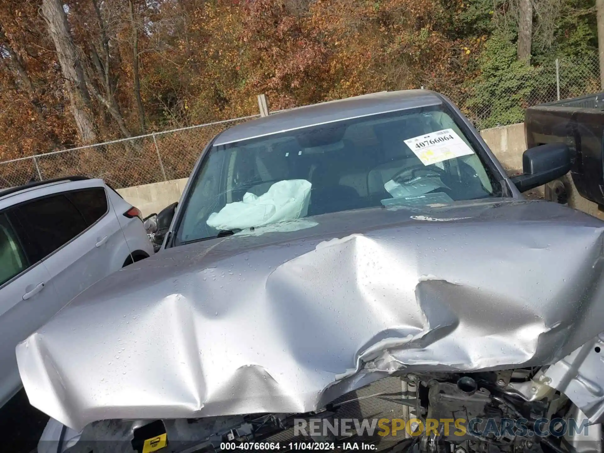 10 Photograph of a damaged car 1C6RR6LG4MS530160 RAM 1500 CLASSIC 2021