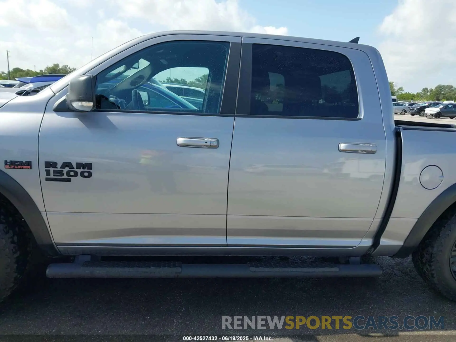 15 Photograph of a damaged car 1C6RR6LT4MS544735 RAM 1500 CLASSIC 2021