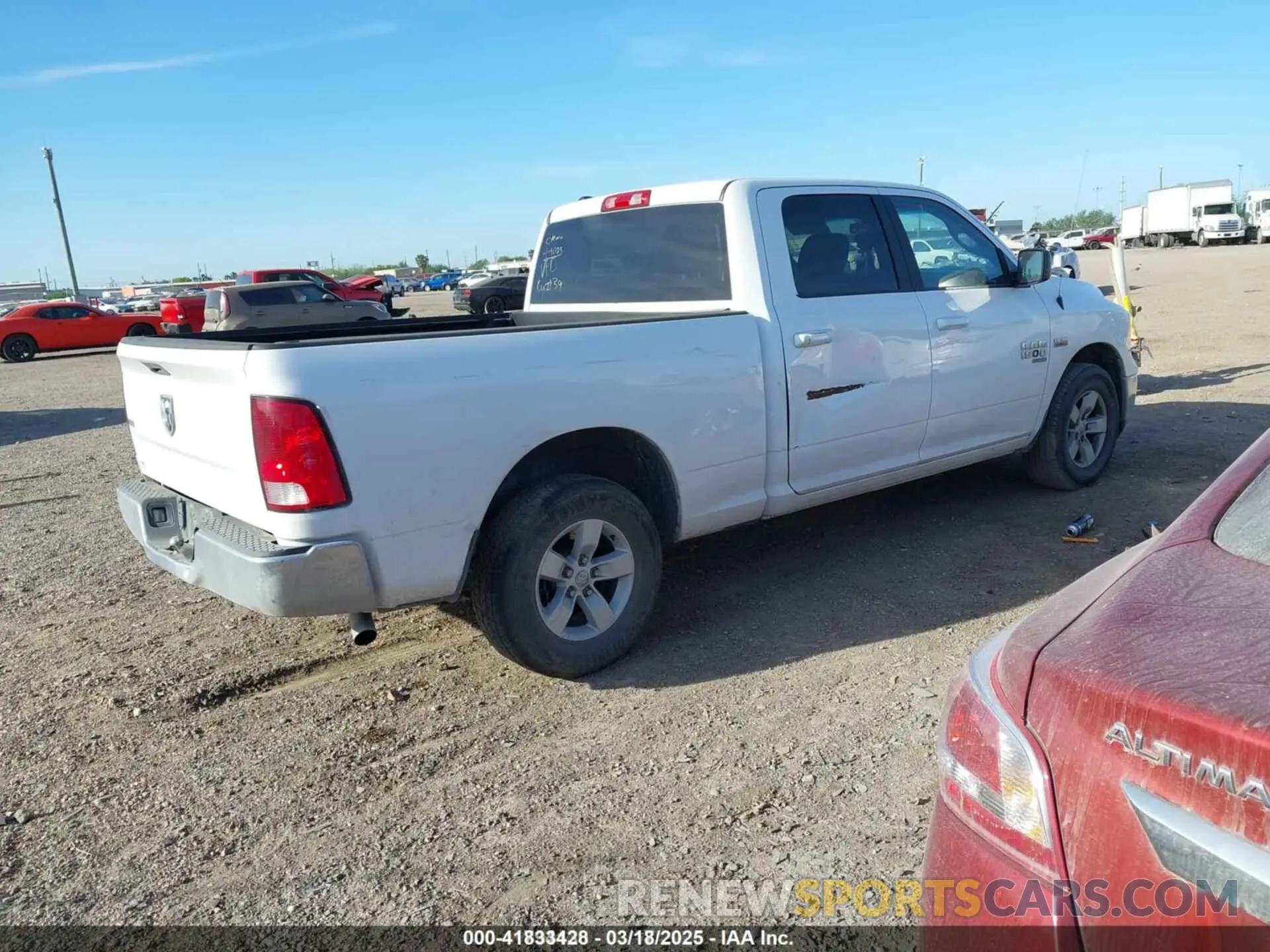 4 Photograph of a damaged car 1C6RR6TT7MS517593 RAM 1500 CLASSIC 2021
