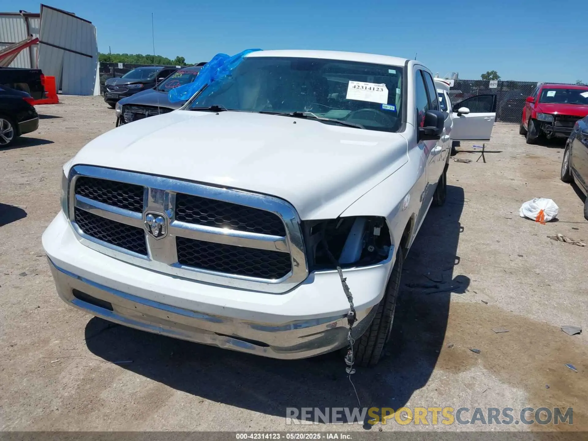 2 Photograph of a damaged car 1C6RR6TTXMS517345 RAM 1500 CLASSIC 2021