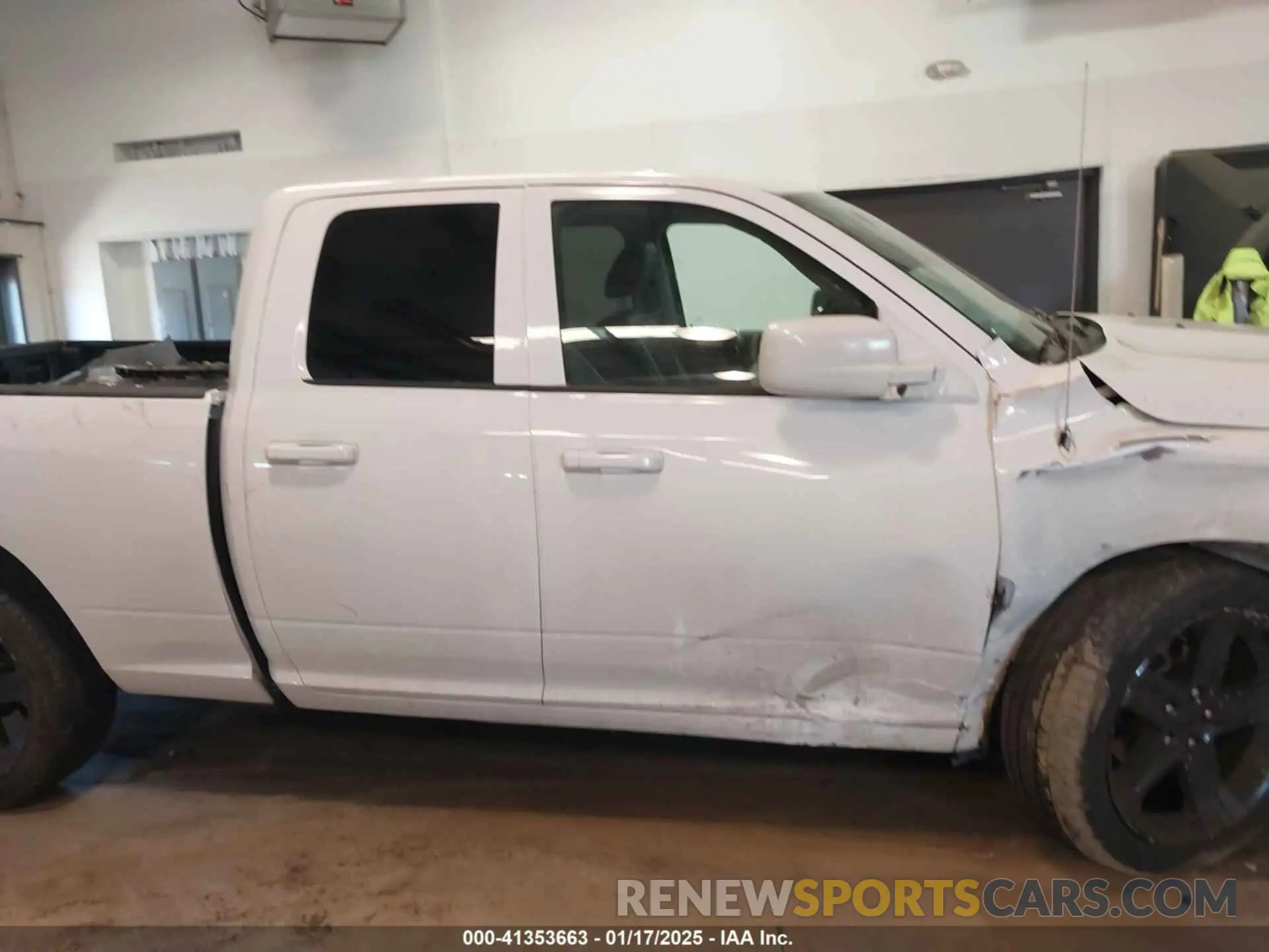 13 Photograph of a damaged car 1C6RR7FG0MS507914 RAM 1500 CLASSIC 2021