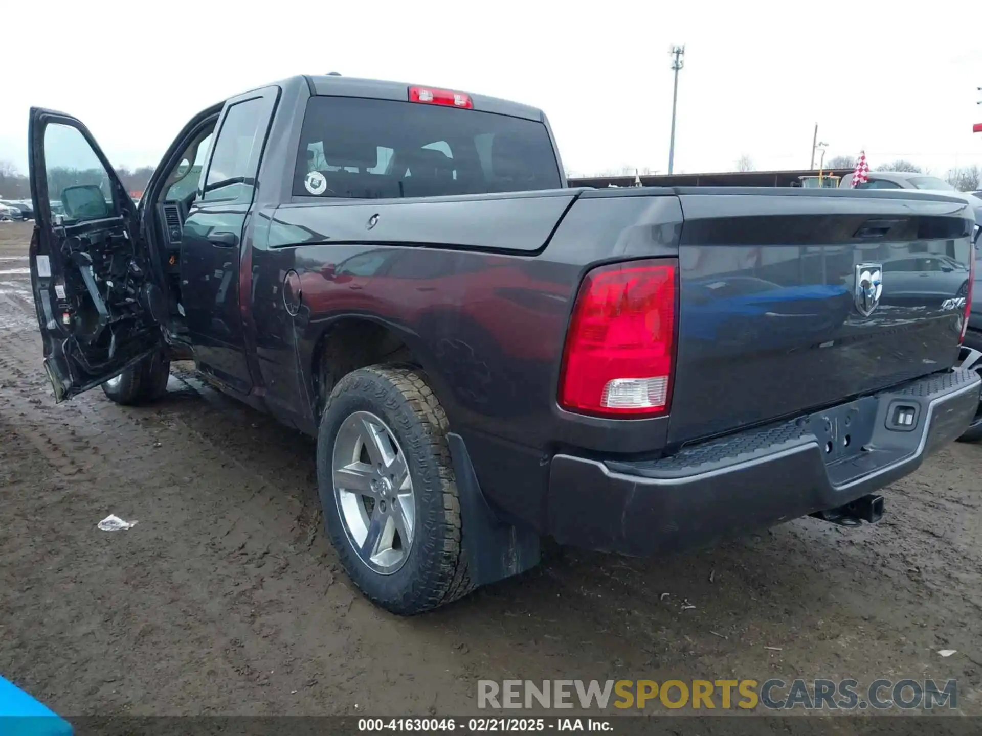 3 Photograph of a damaged car 1C6RR7FG0MS513972 RAM 1500 CLASSIC 2021