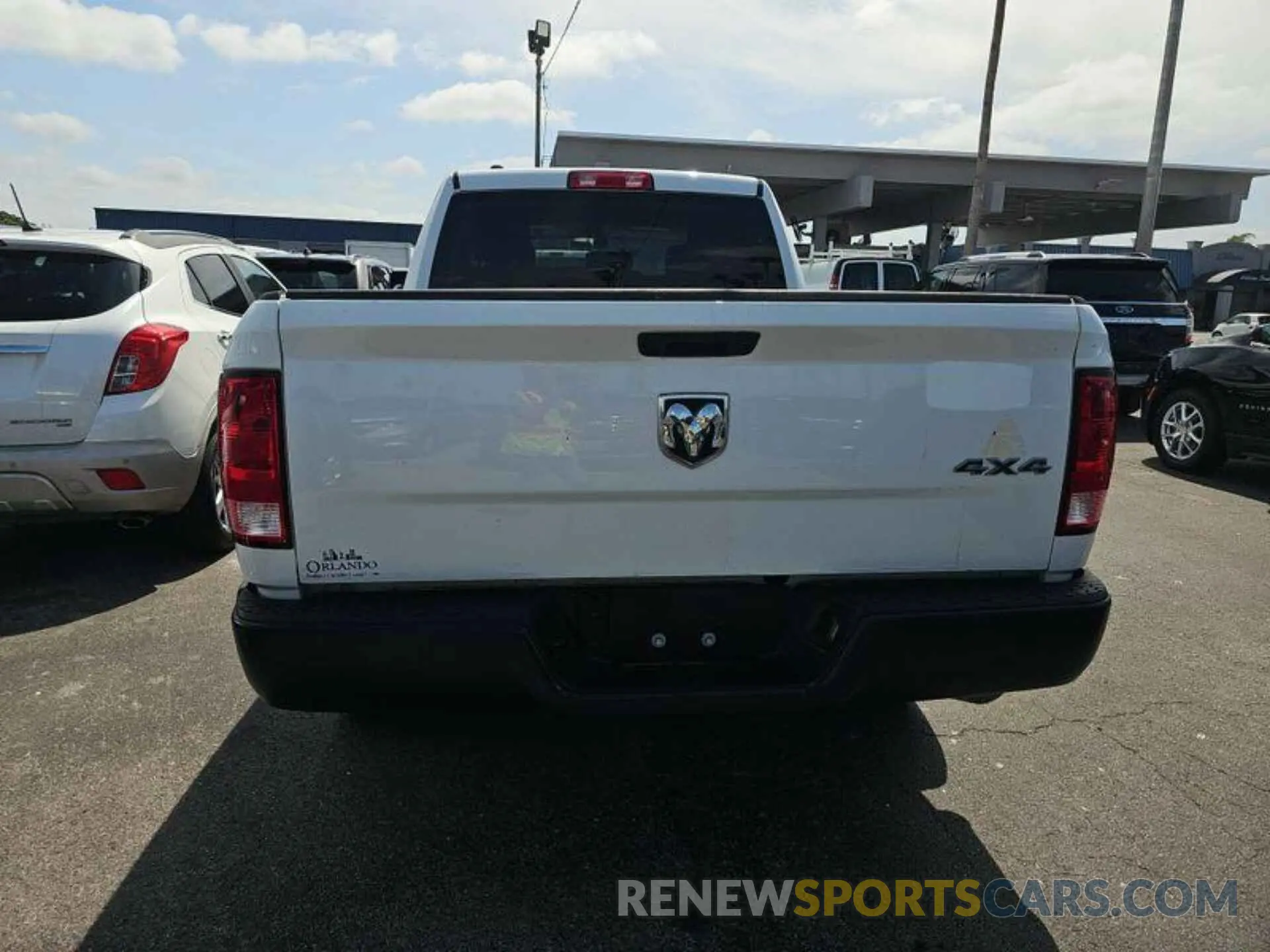 21 Photograph of a damaged car 1C6RR7FG4MS555514 RAM 1500 CLASSIC 2021