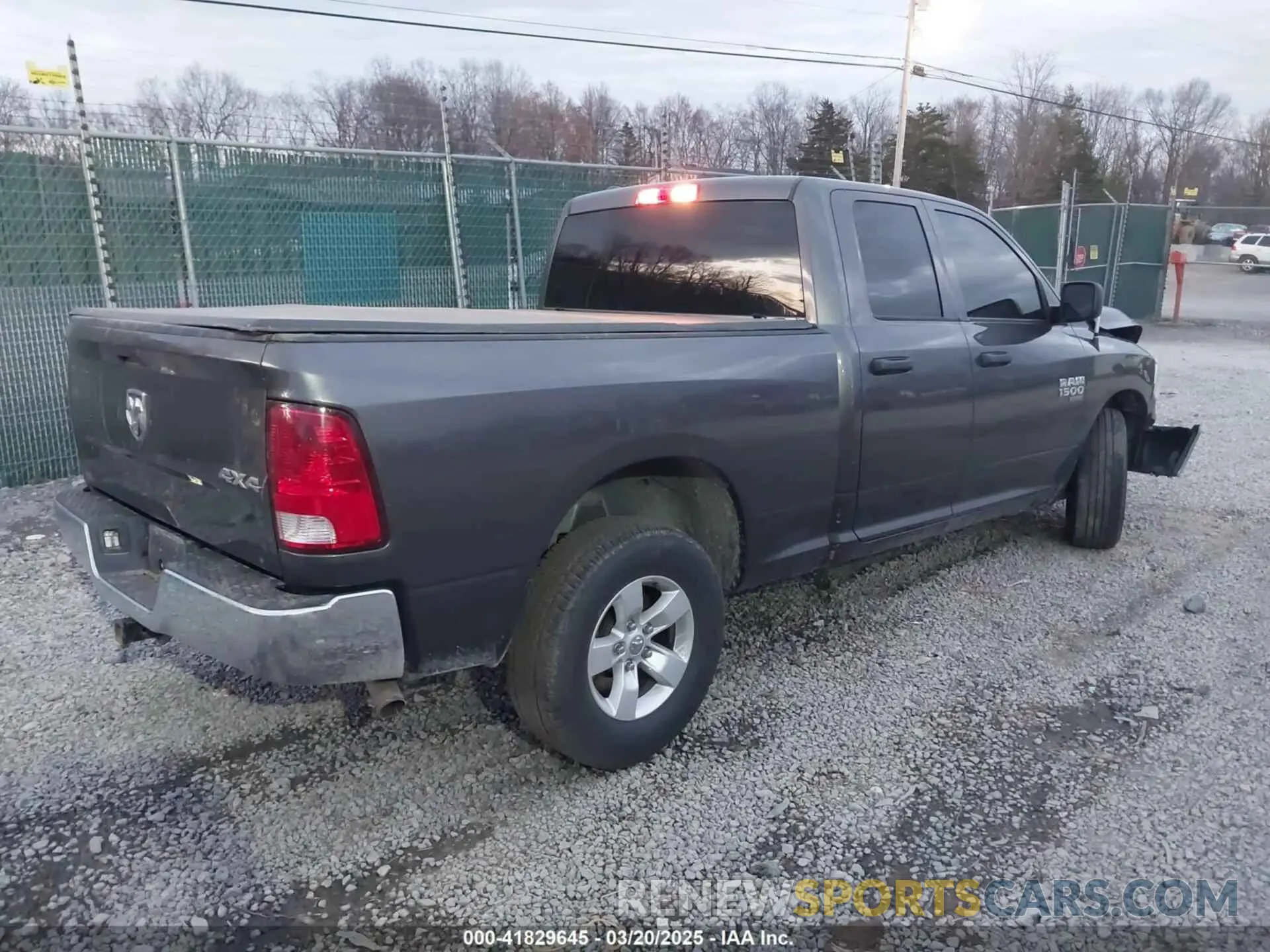 4 Photograph of a damaged car 1C6RR7FGXMS515681 RAM 1500 CLASSIC 2021