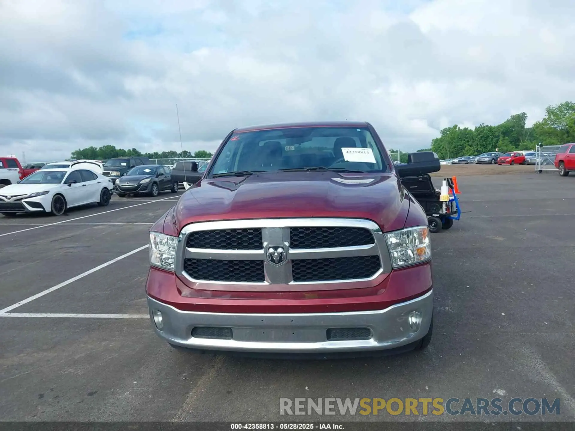 12 Photograph of a damaged car 1C6RR7FT6MS579178 RAM 1500 CLASSIC 2021