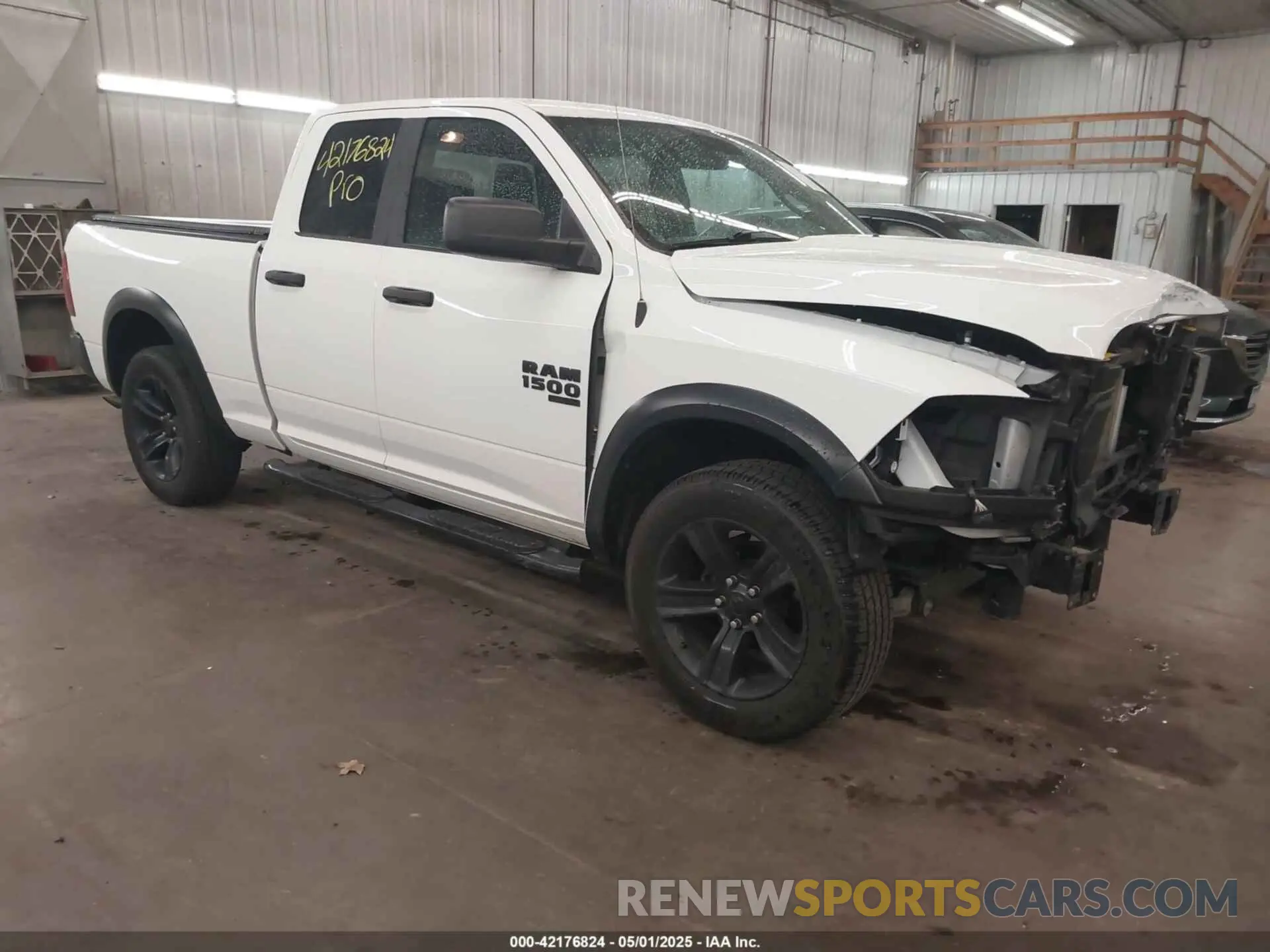 1 Photograph of a damaged car 1C6RR7GG0MS577475 RAM 1500 CLASSIC 2021