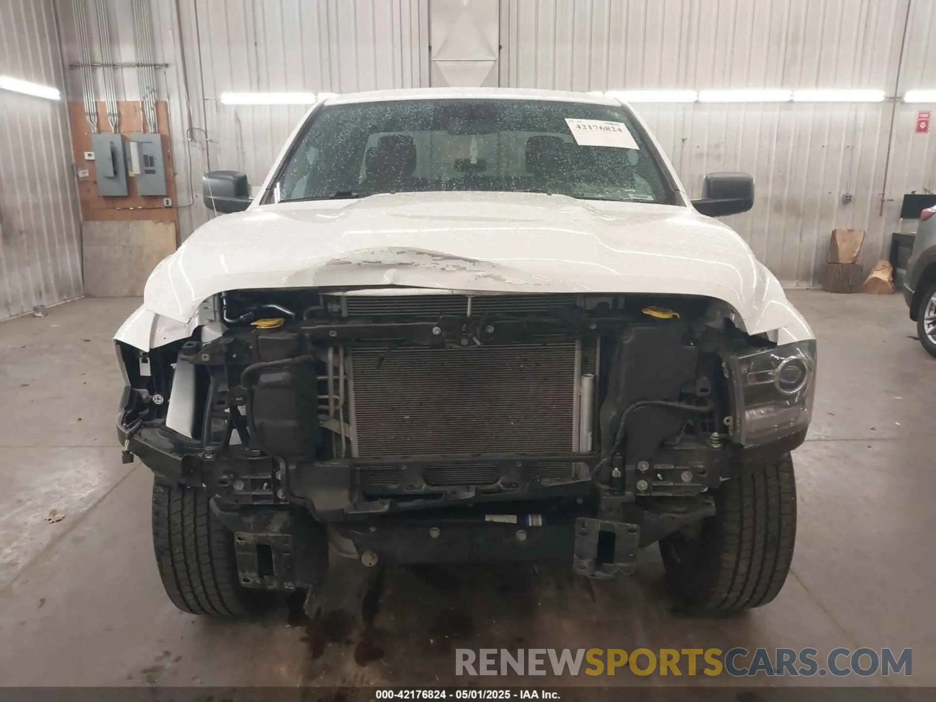 13 Photograph of a damaged car 1C6RR7GG0MS577475 RAM 1500 CLASSIC 2021
