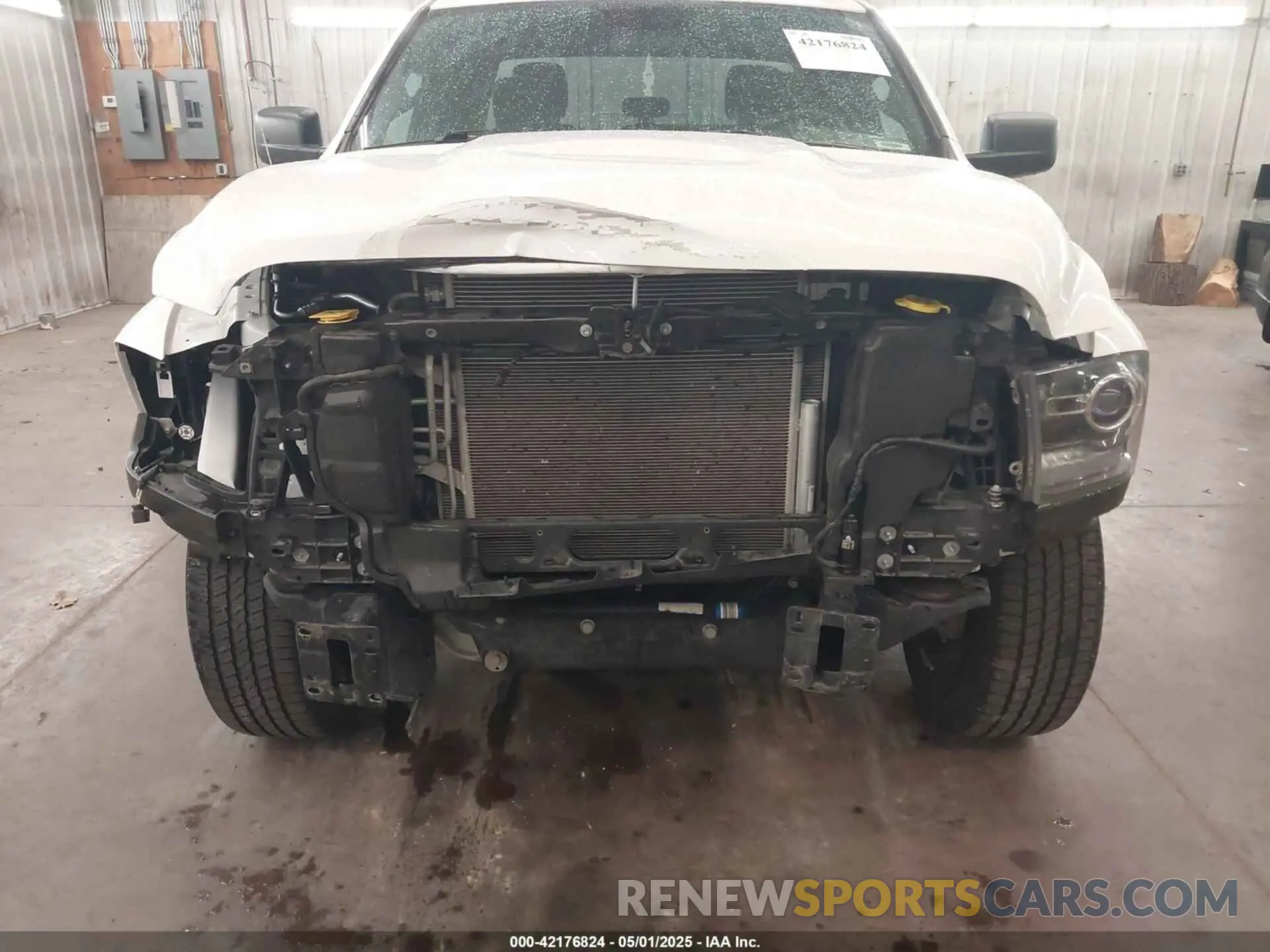 6 Photograph of a damaged car 1C6RR7GG0MS577475 RAM 1500 CLASSIC 2021