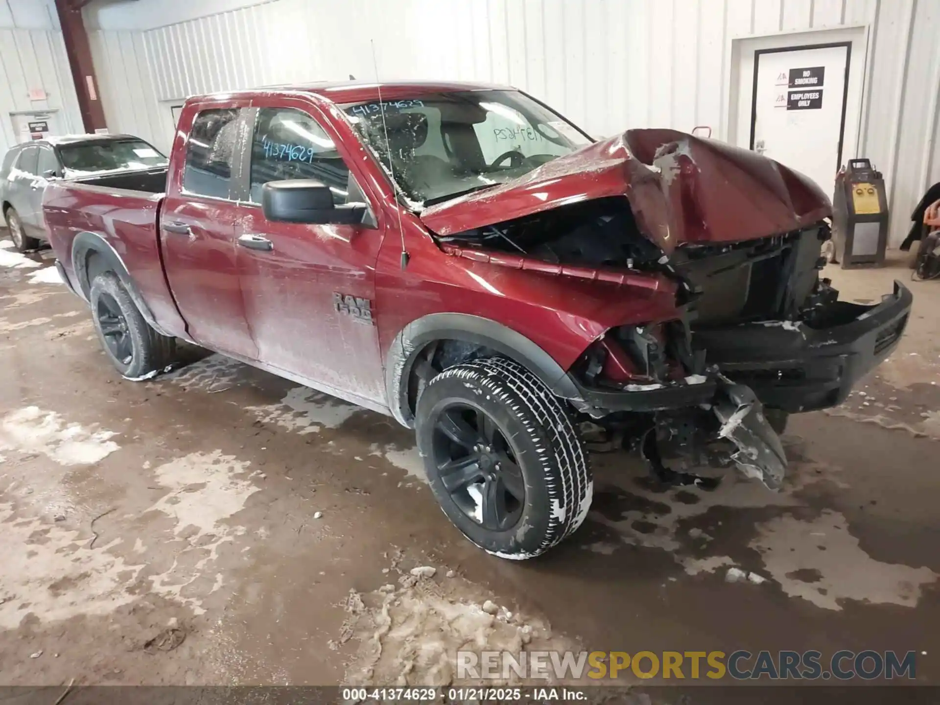 1 Photograph of a damaged car 1C6RR7GG1MS576853 RAM 1500 CLASSIC 2021