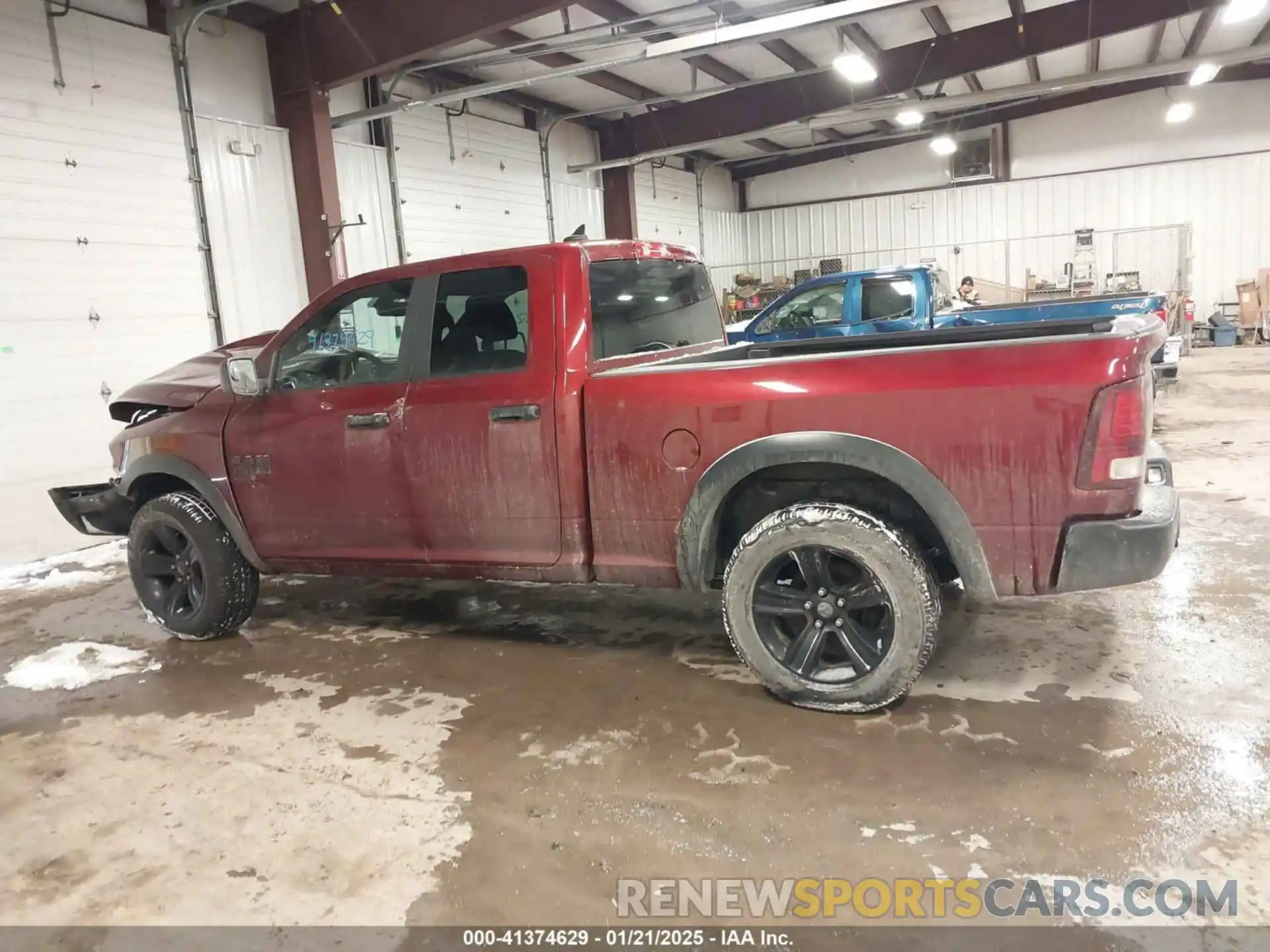 14 Photograph of a damaged car 1C6RR7GG1MS576853 RAM 1500 CLASSIC 2021