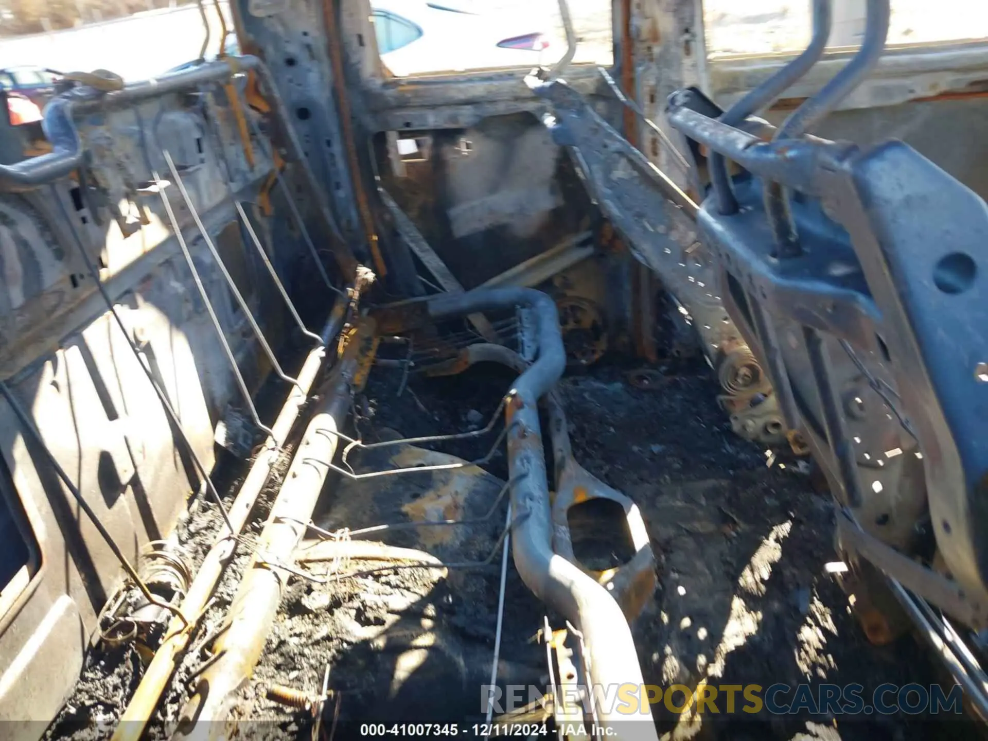 8 Photograph of a damaged car 1C6RR7GG4MS579116 RAM 1500 CLASSIC 2021