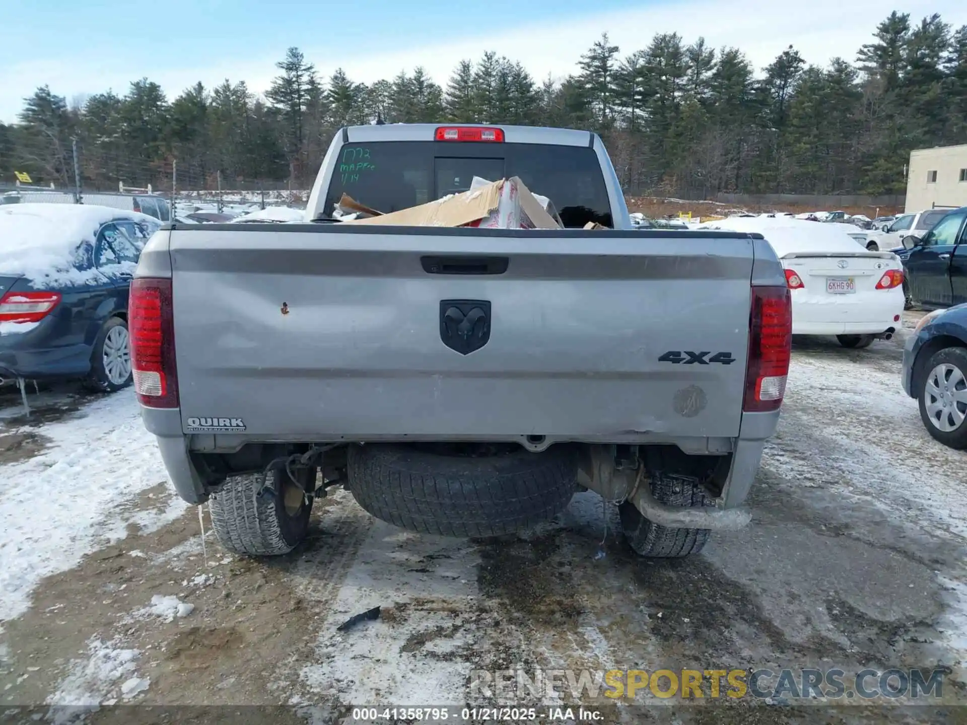 16 Photograph of a damaged car 1C6RR7GG6MS582308 RAM 1500 CLASSIC 2021