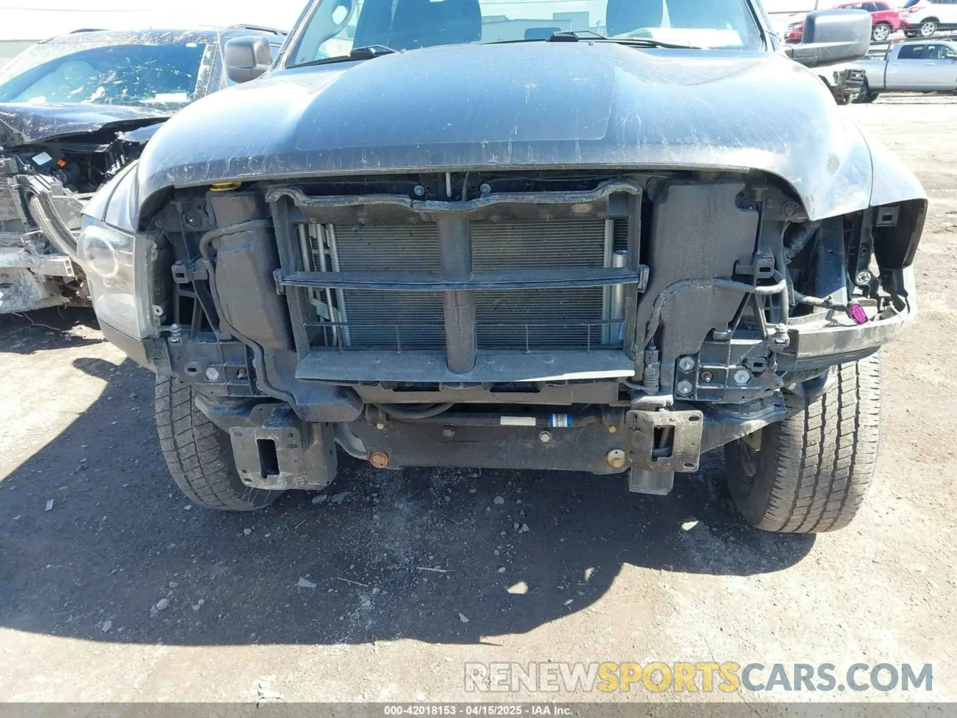12 Photograph of a damaged car 1C6RR7GTXMS576752 RAM 1500 CLASSIC 2021