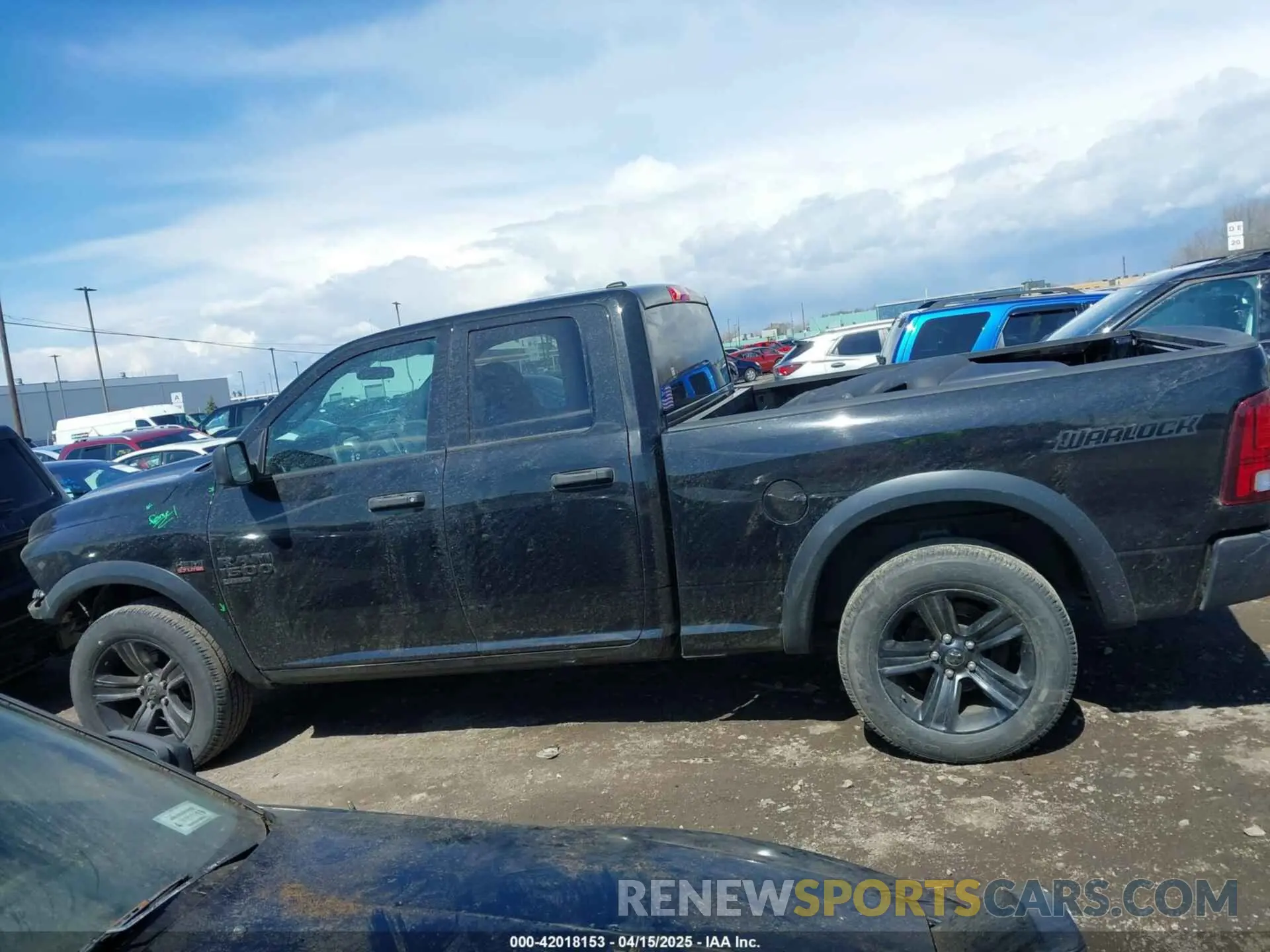 14 Photograph of a damaged car 1C6RR7GTXMS576752 RAM 1500 CLASSIC 2021