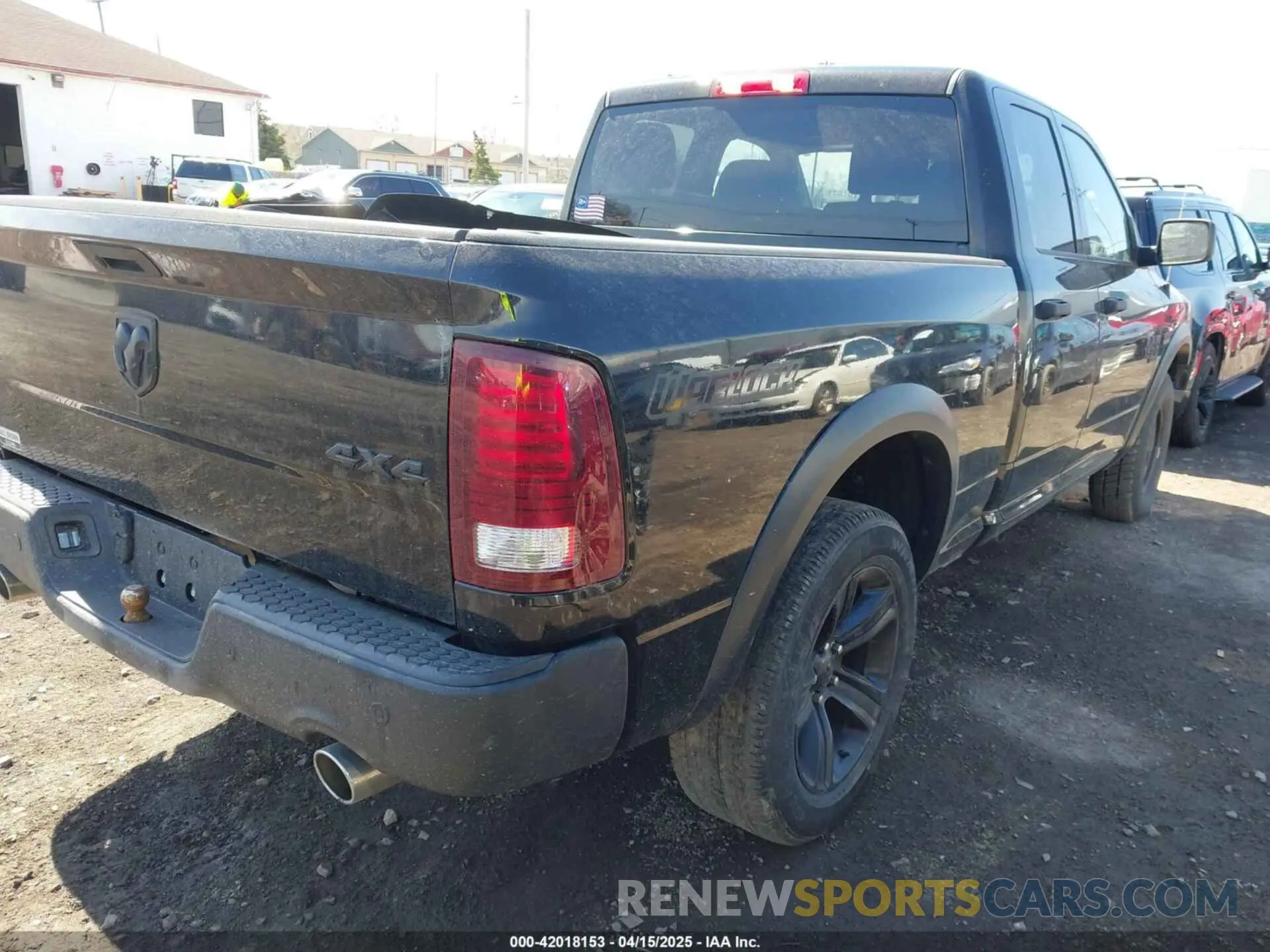 4 Photograph of a damaged car 1C6RR7GTXMS576752 RAM 1500 CLASSIC 2021