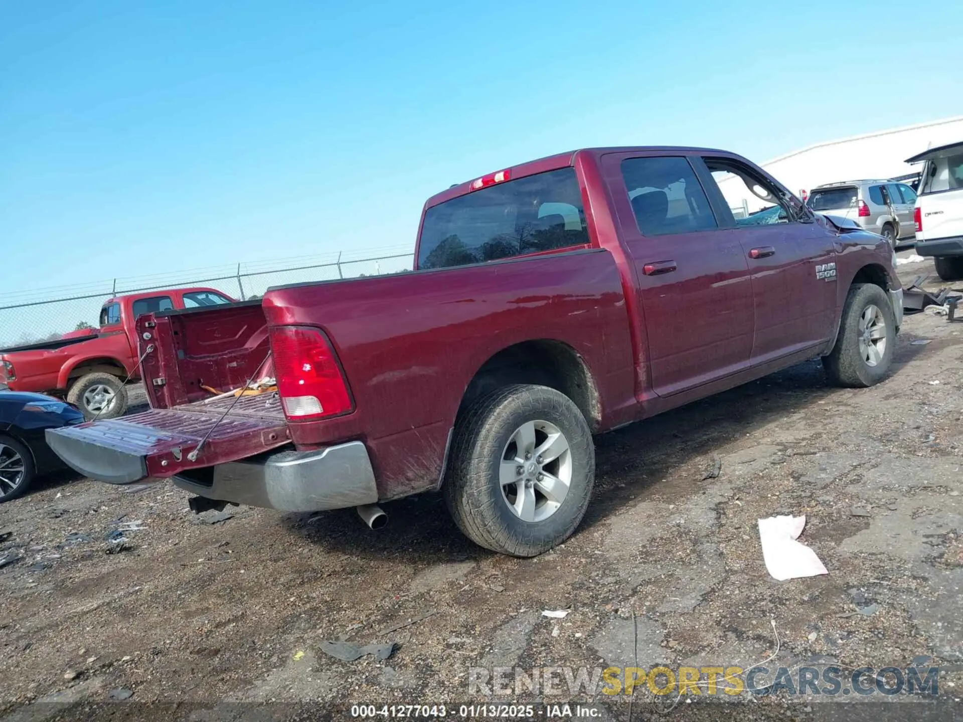 4 Photograph of a damaged car 1C6RR7LG5MS533235 RAM 1500 CLASSIC 2021