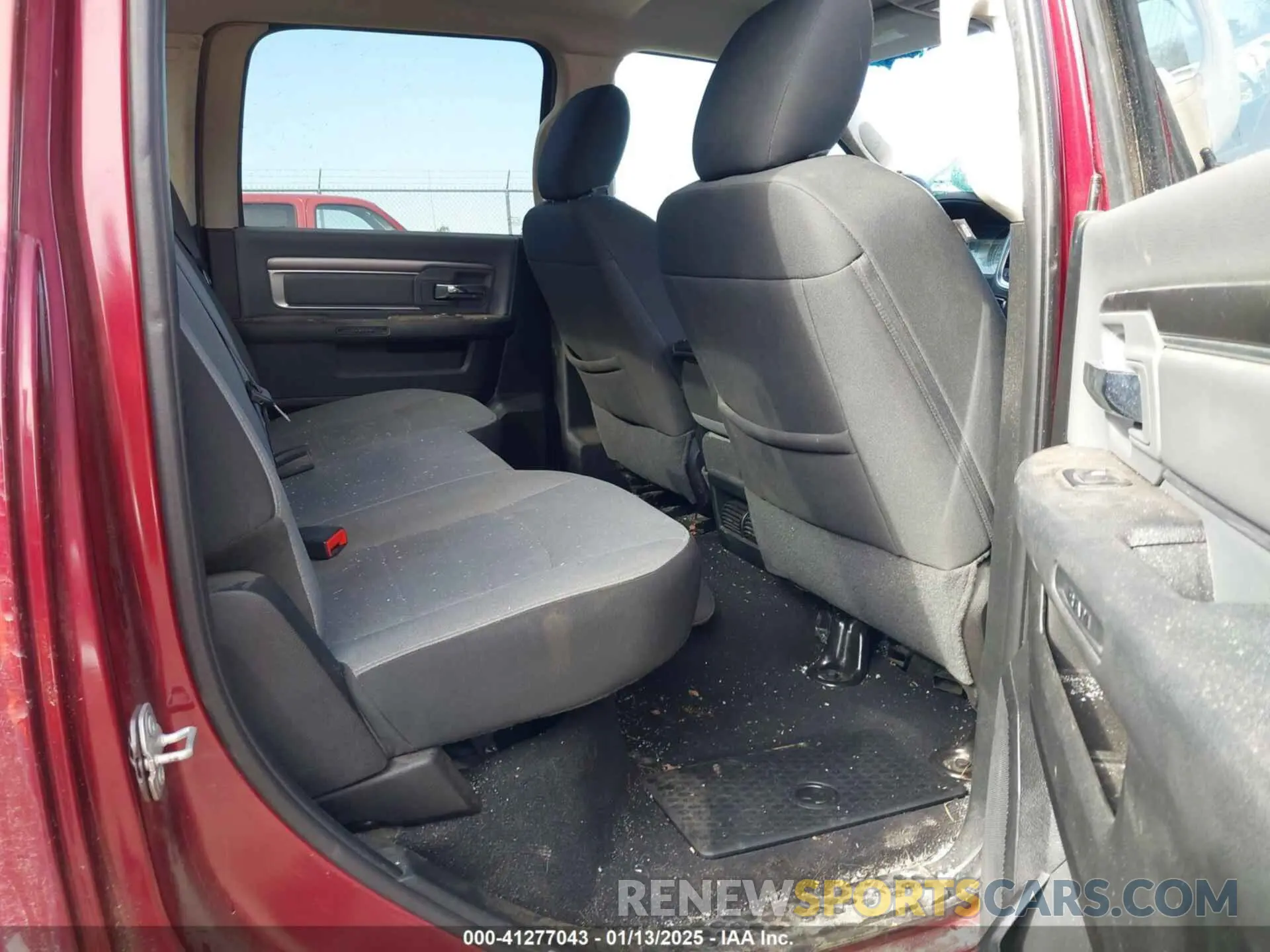 8 Photograph of a damaged car 1C6RR7LG5MS533235 RAM 1500 CLASSIC 2021