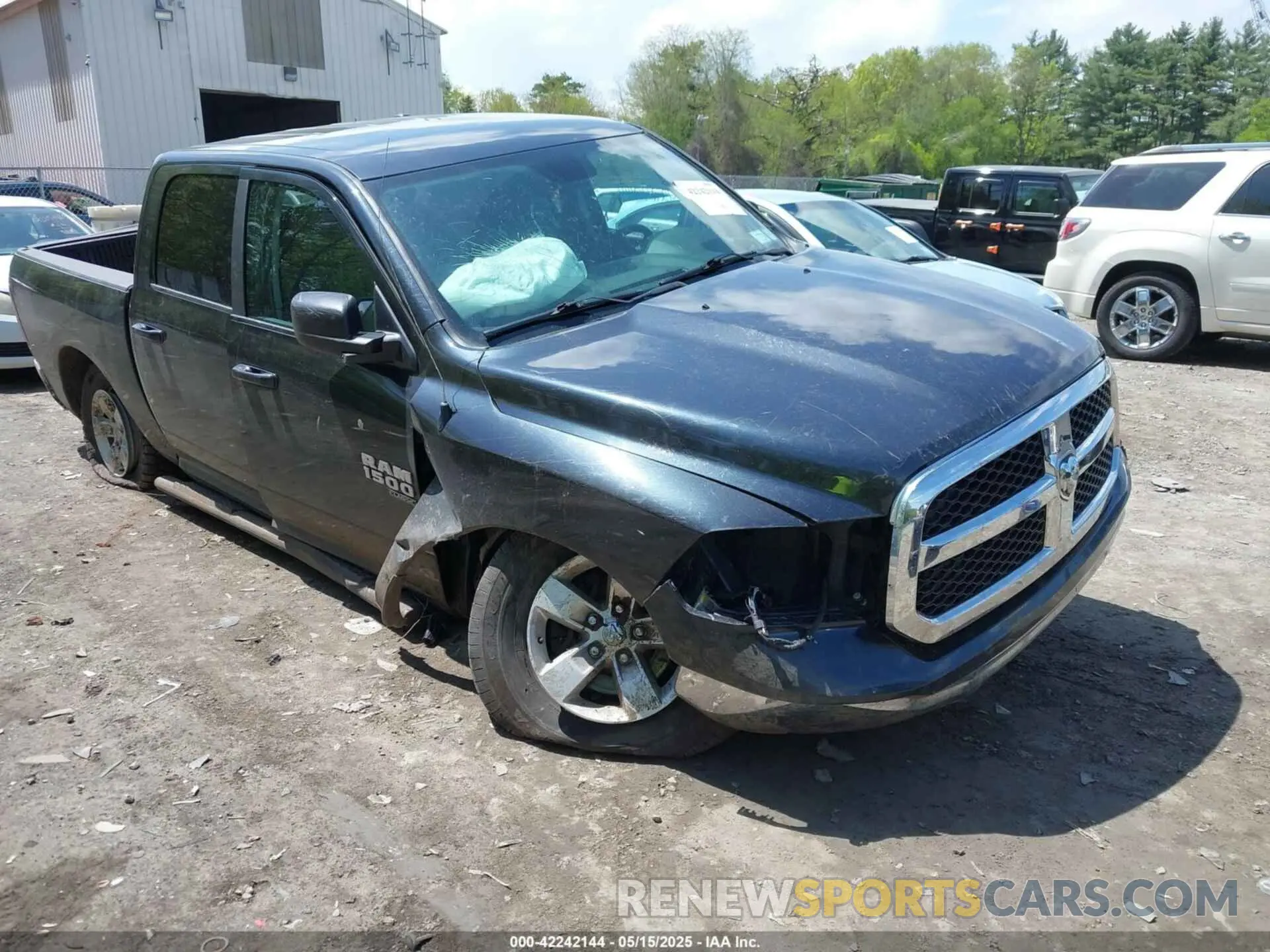 1 Photograph of a damaged car 1C6RR7LG9MS542049 RAM 1500 CLASSIC 2021