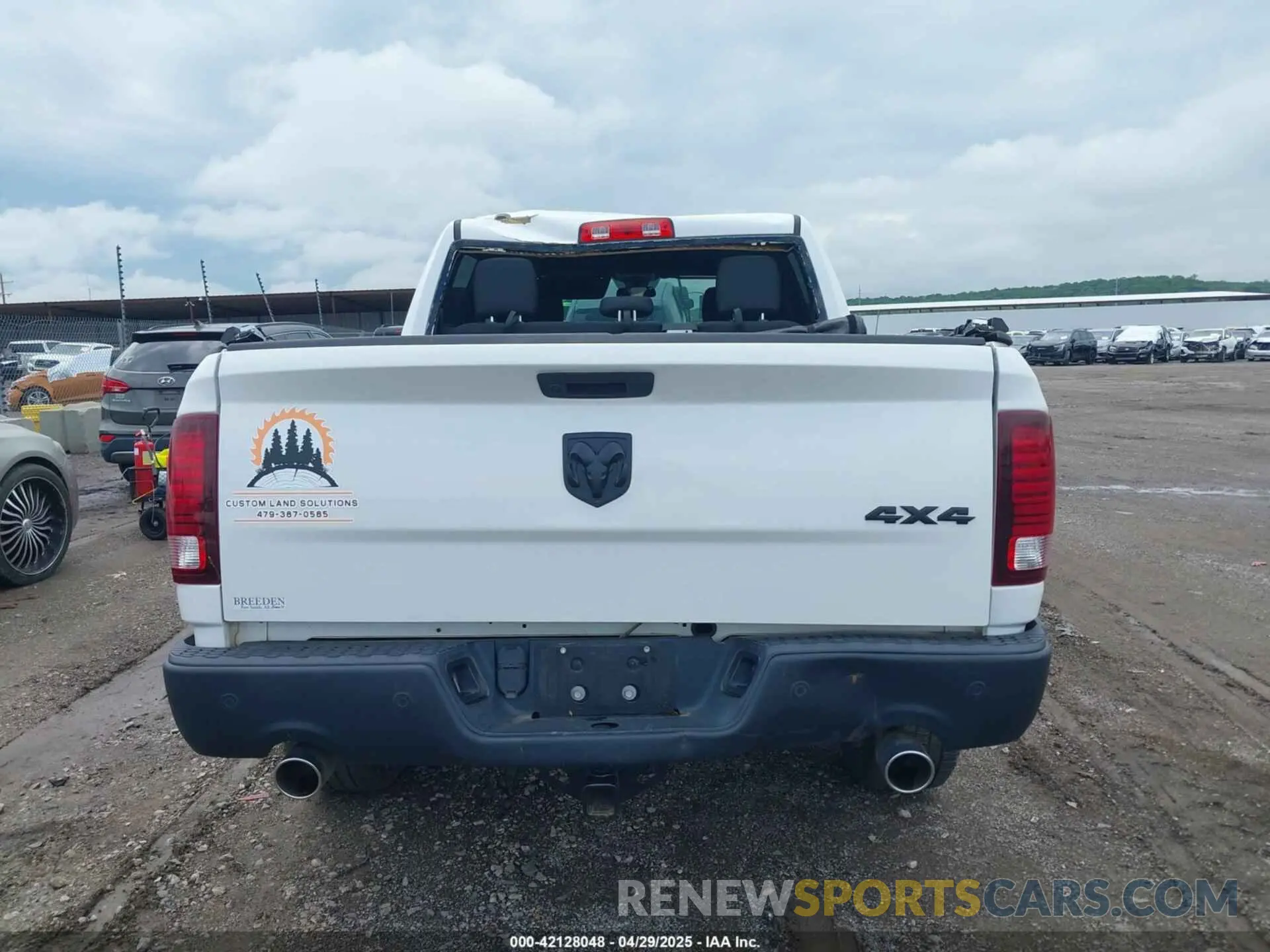 16 Photograph of a damaged car 1C6RR7LT6MS516828 RAM 1500 CLASSIC 2021