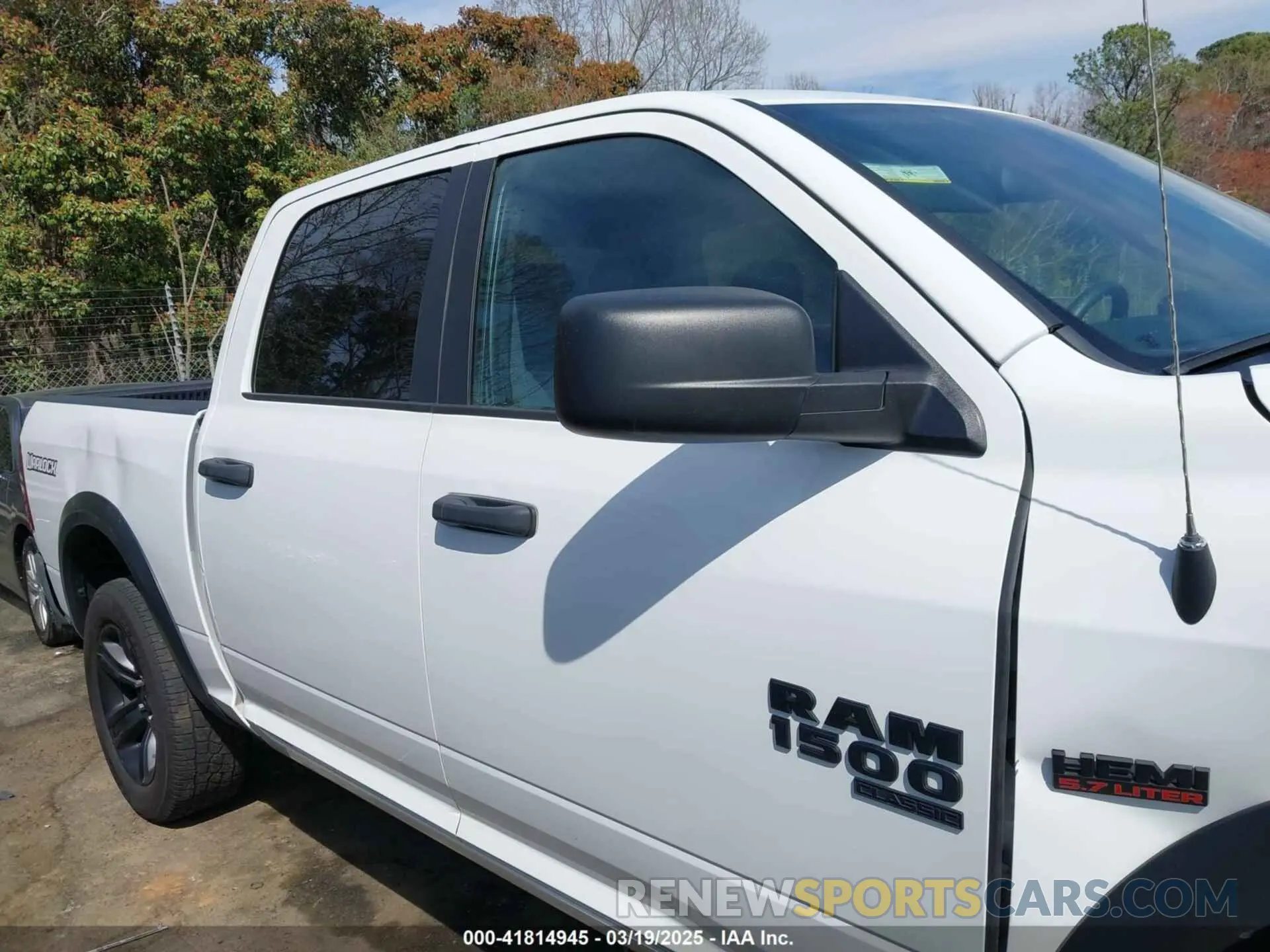 13 Photograph of a damaged car 1C6RR7LT8MS528592 RAM 1500 CLASSIC 2021