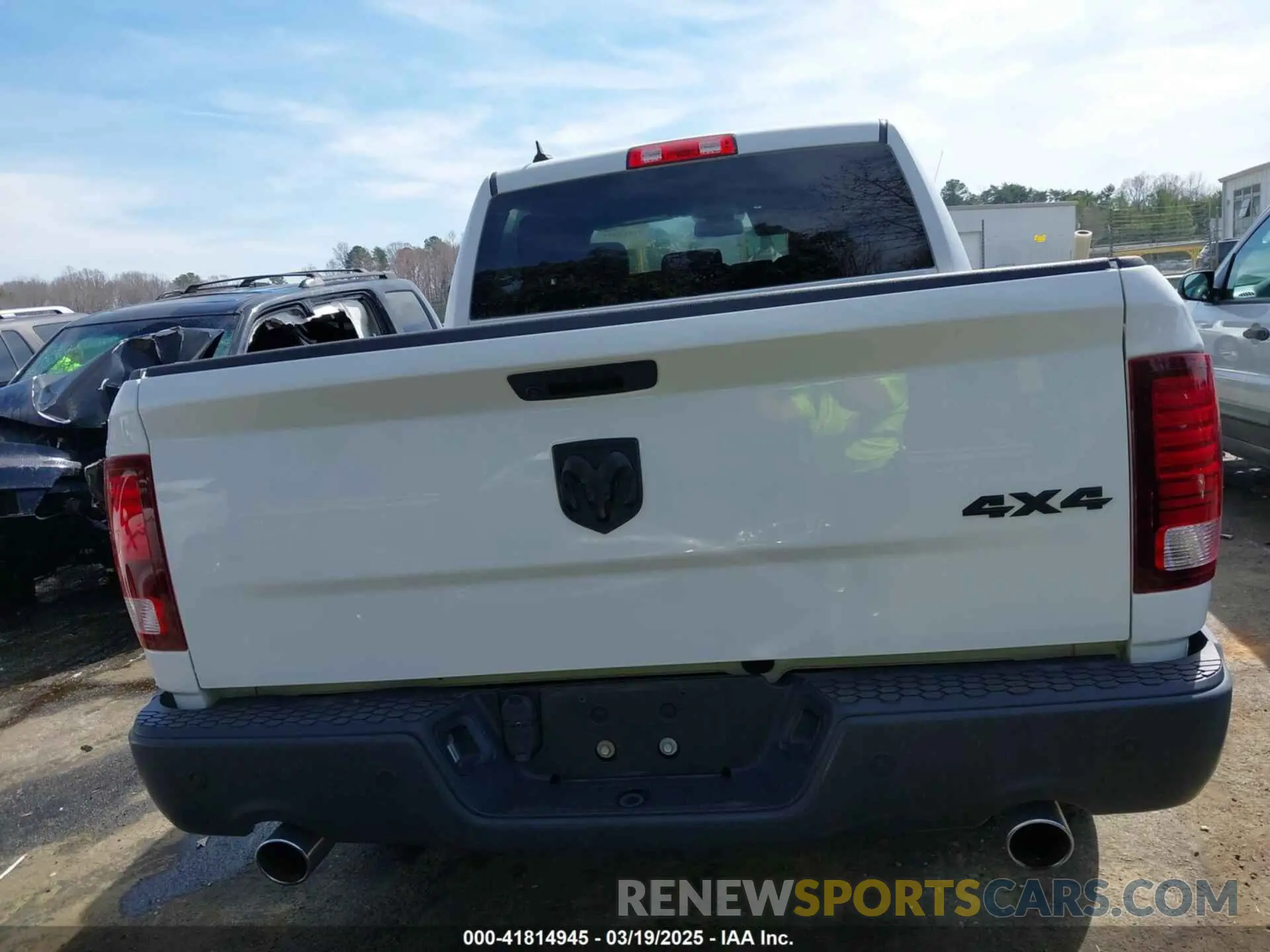 16 Photograph of a damaged car 1C6RR7LT8MS528592 RAM 1500 CLASSIC 2021
