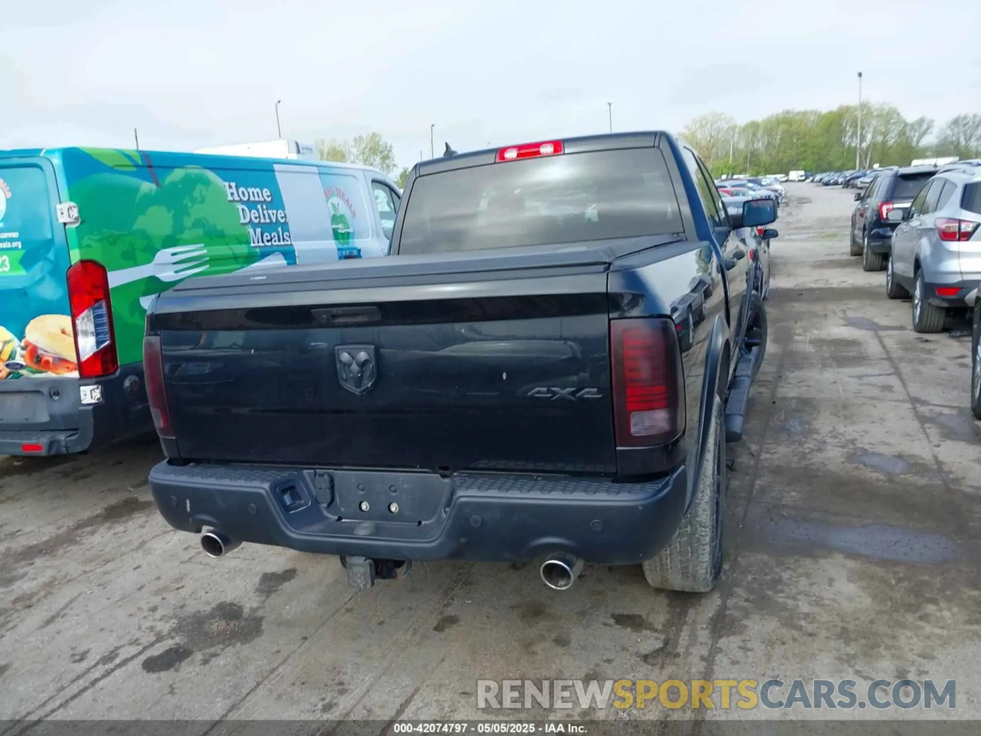 17 Photograph of a damaged car 1C6RR7LT8MS589263 RAM 1500 CLASSIC 2021