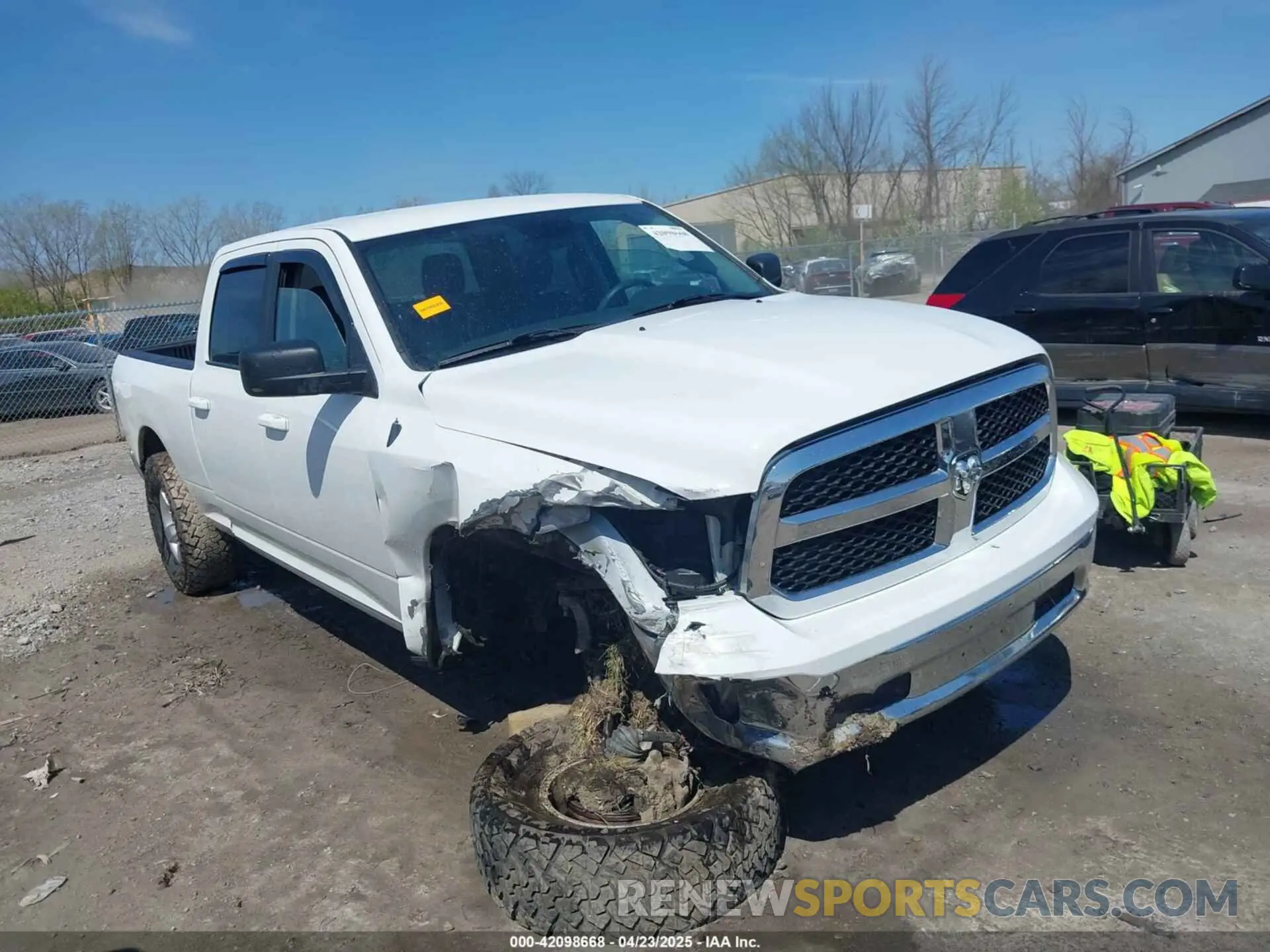 1 Photograph of a damaged car 1C6RR7TT2MS521993 RAM 1500 CLASSIC 2021