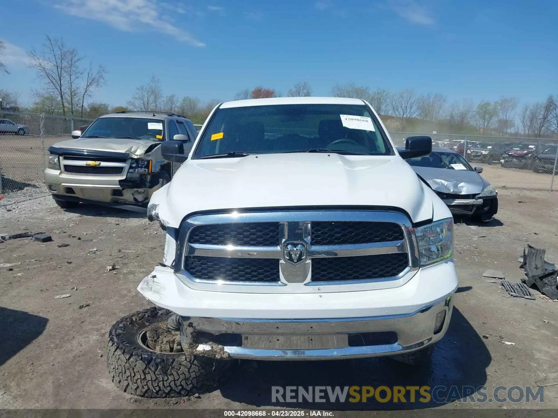 12 Photograph of a damaged car 1C6RR7TT2MS521993 RAM 1500 CLASSIC 2021