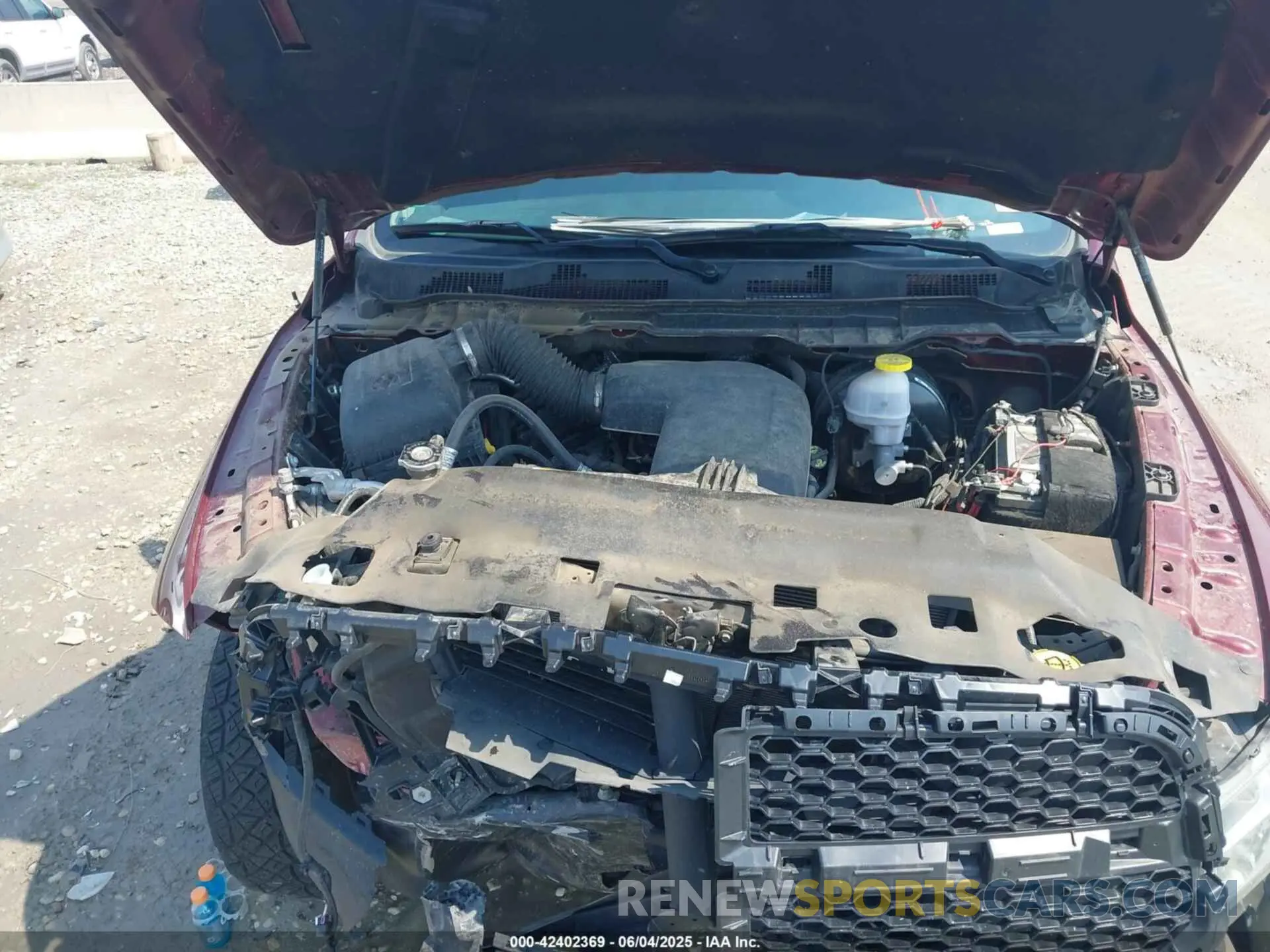 10 Photograph of a damaged car 3C6JR7DG7MG643643 RAM 1500 CLASSIC 2021