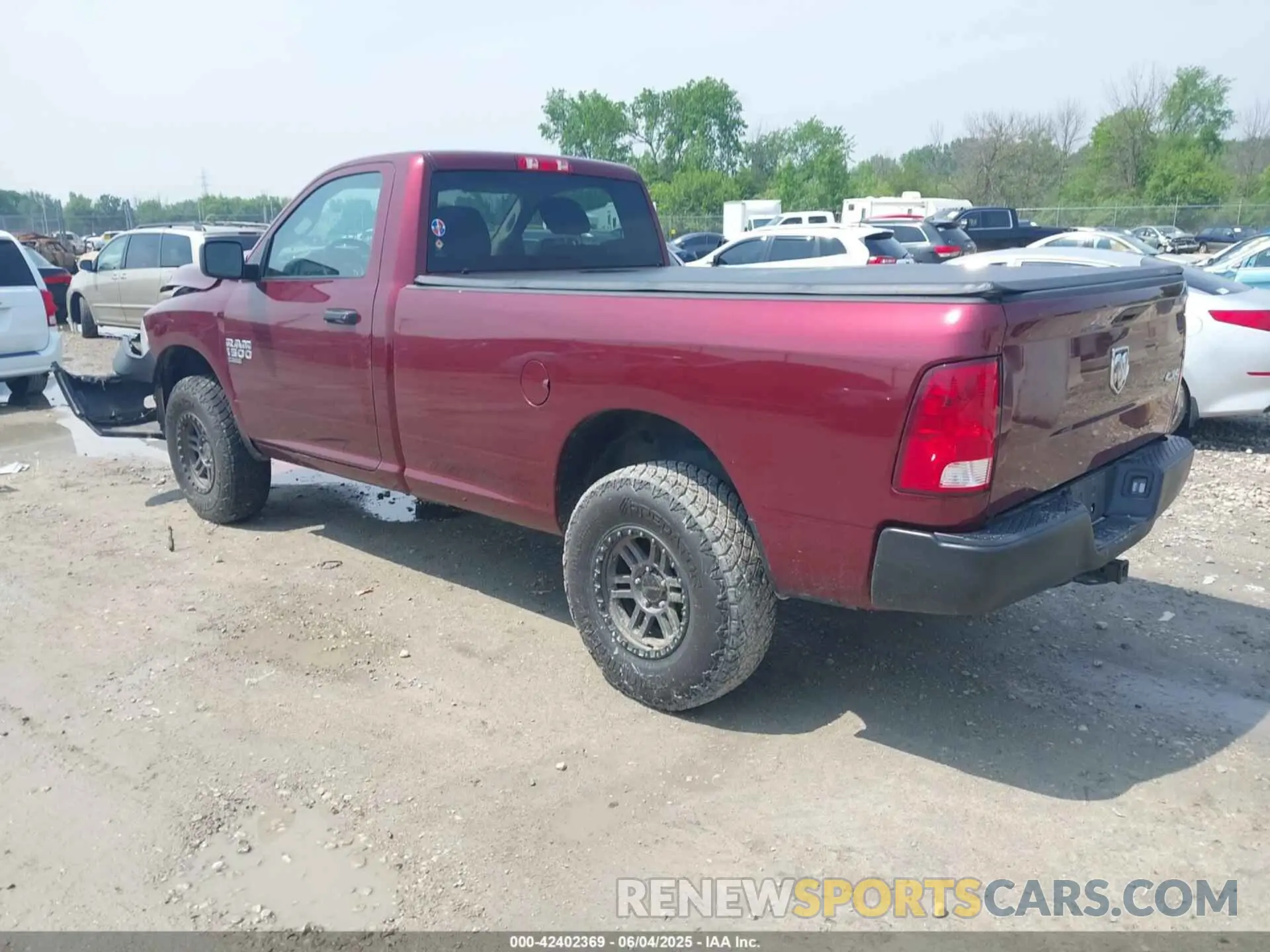 3 Photograph of a damaged car 3C6JR7DG7MG643643 RAM 1500 CLASSIC 2021