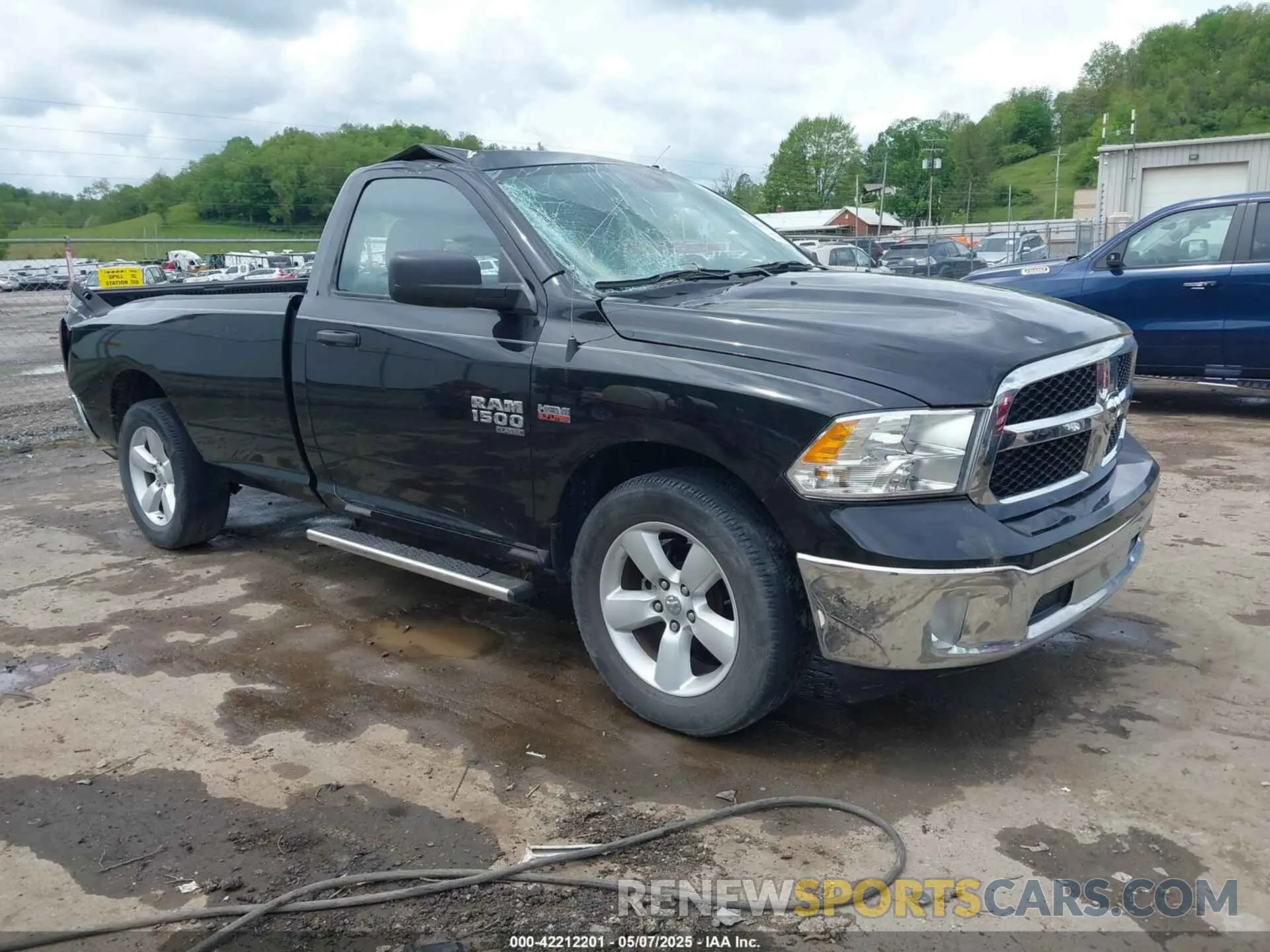 1 Photograph of a damaged car 3C6JR7DT4MG704279 RAM 1500 CLASSIC 2021