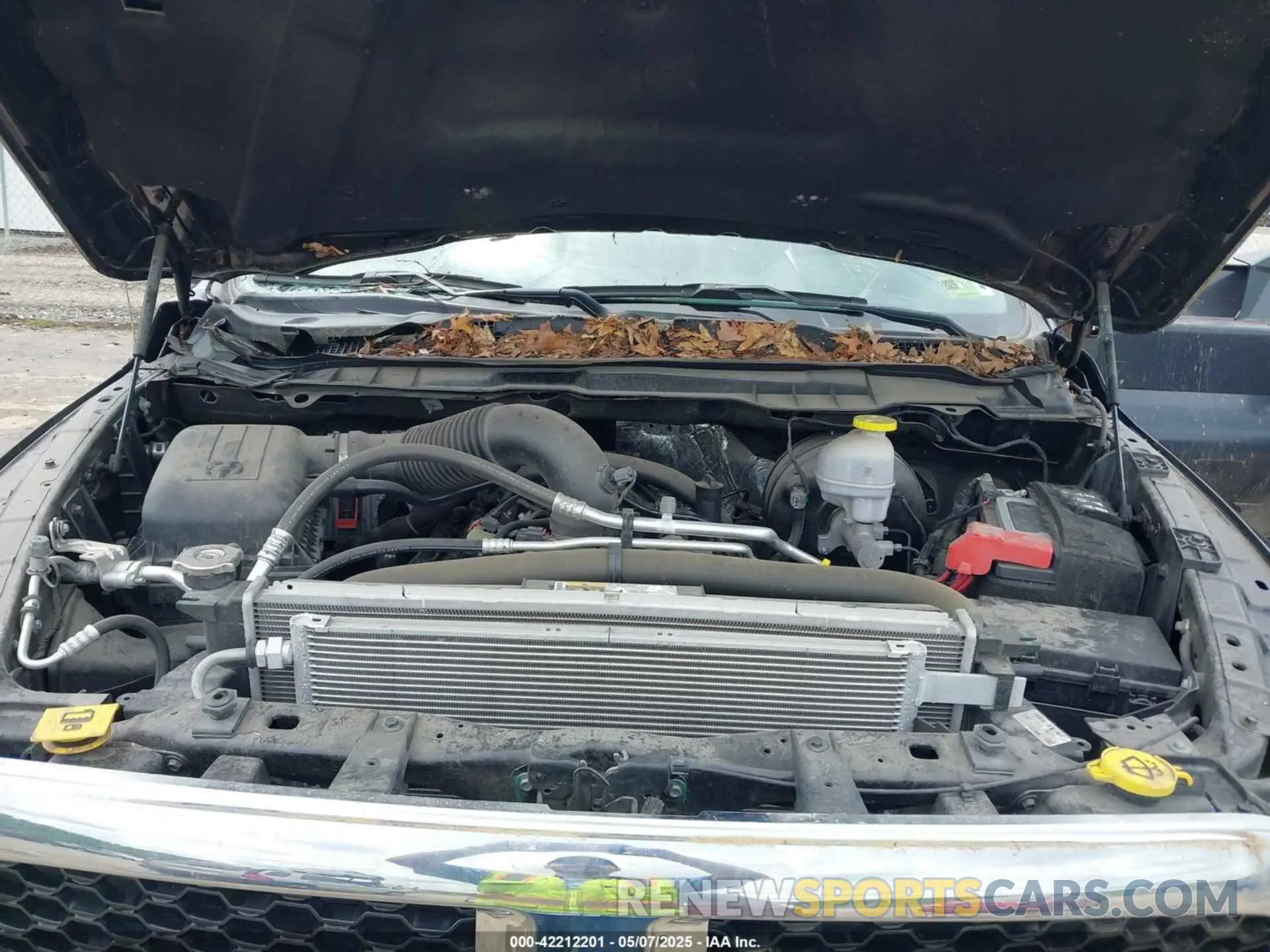 10 Photograph of a damaged car 3C6JR7DT4MG704279 RAM 1500 CLASSIC 2021