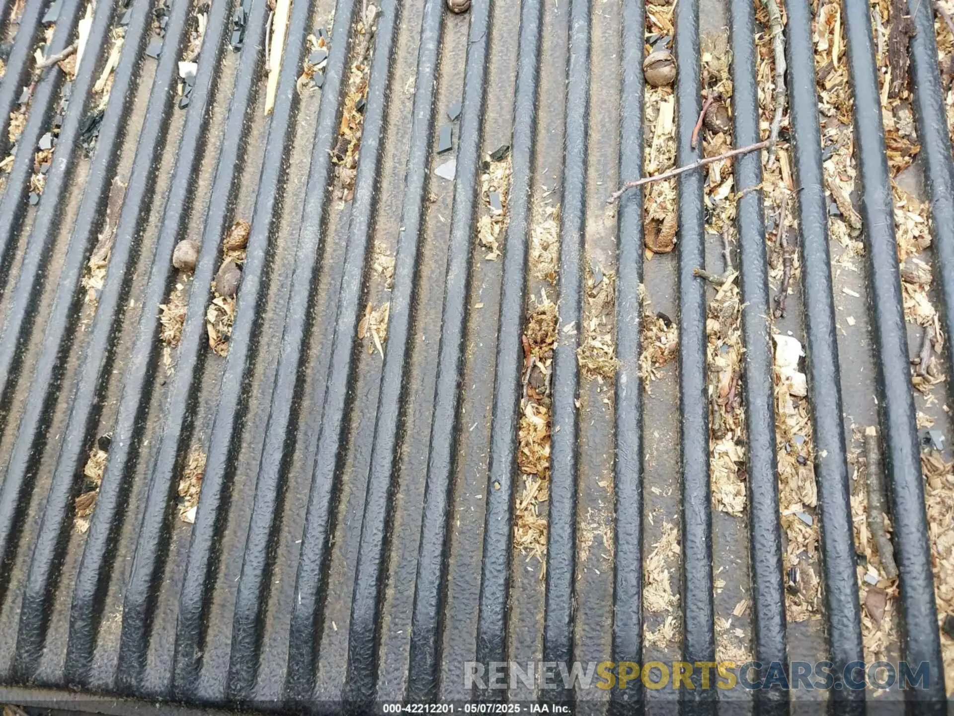 8 Photograph of a damaged car 3C6JR7DT4MG704279 RAM 1500 CLASSIC 2021